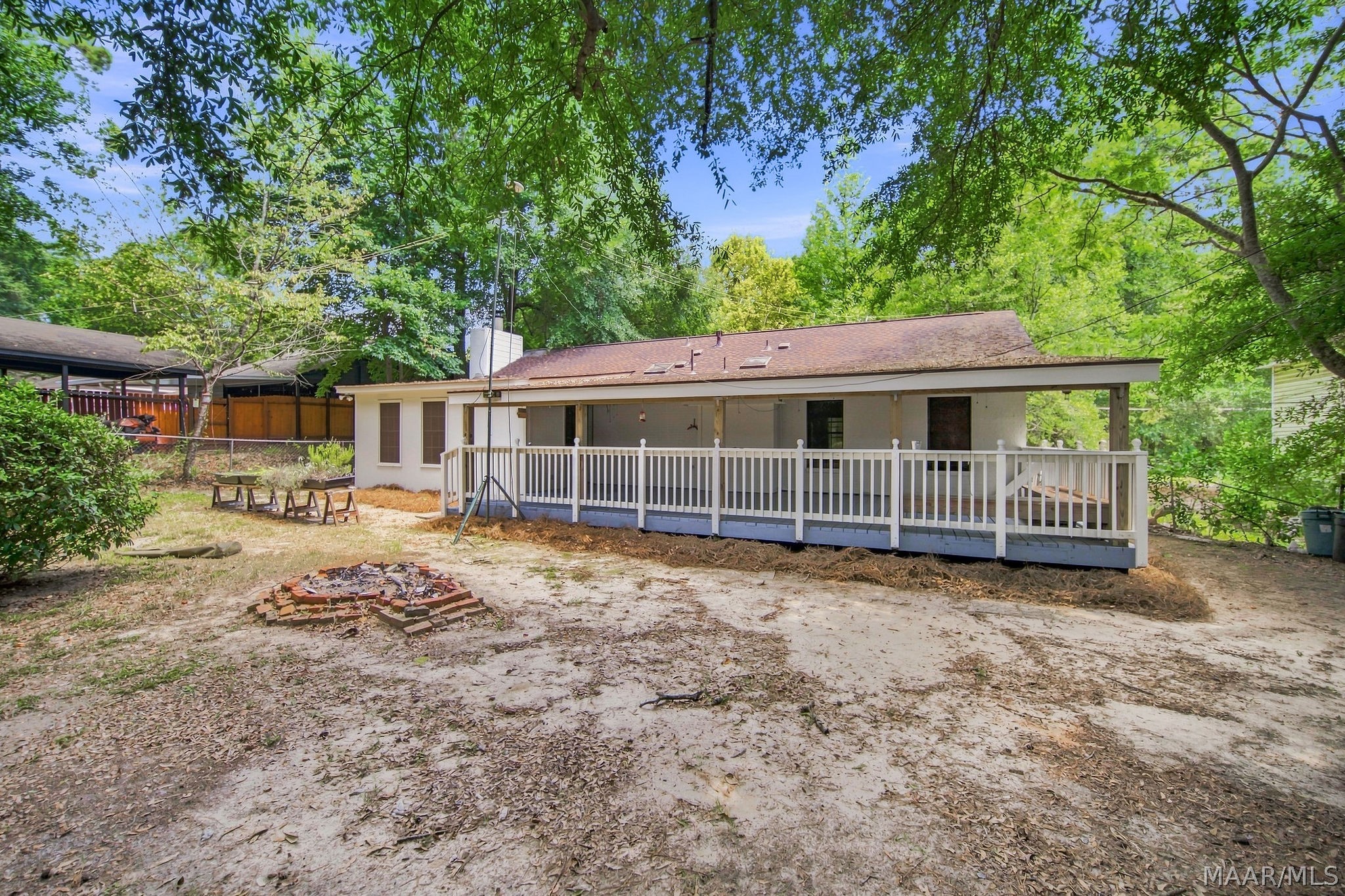 361 N NORTHINGTON Road