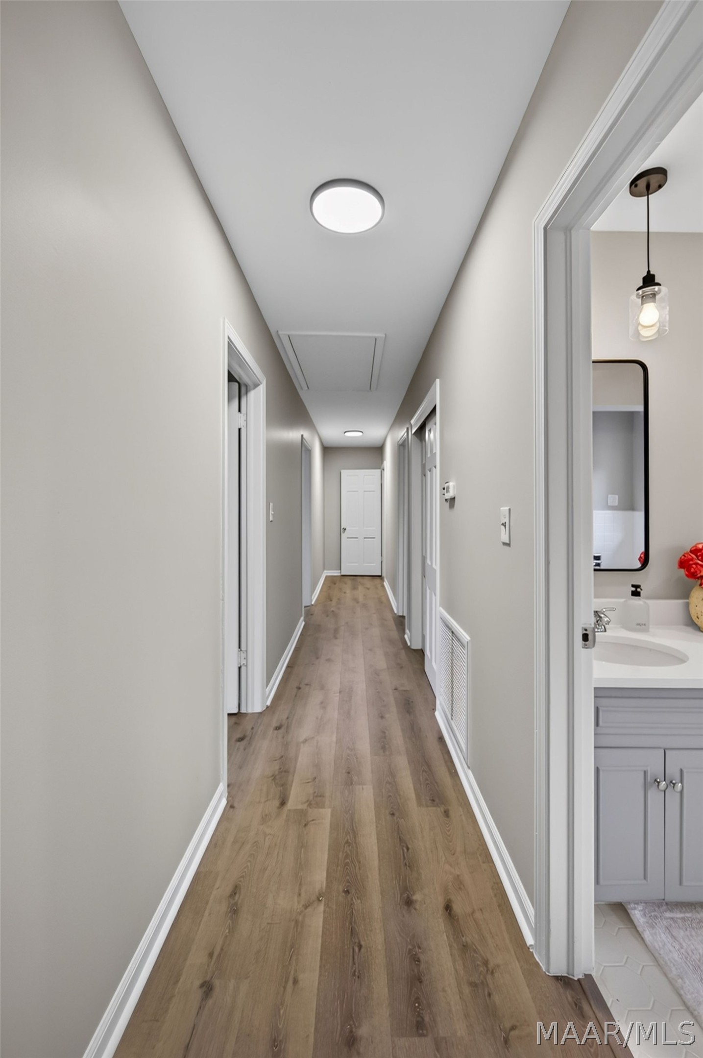 3118 Old Farm Road
