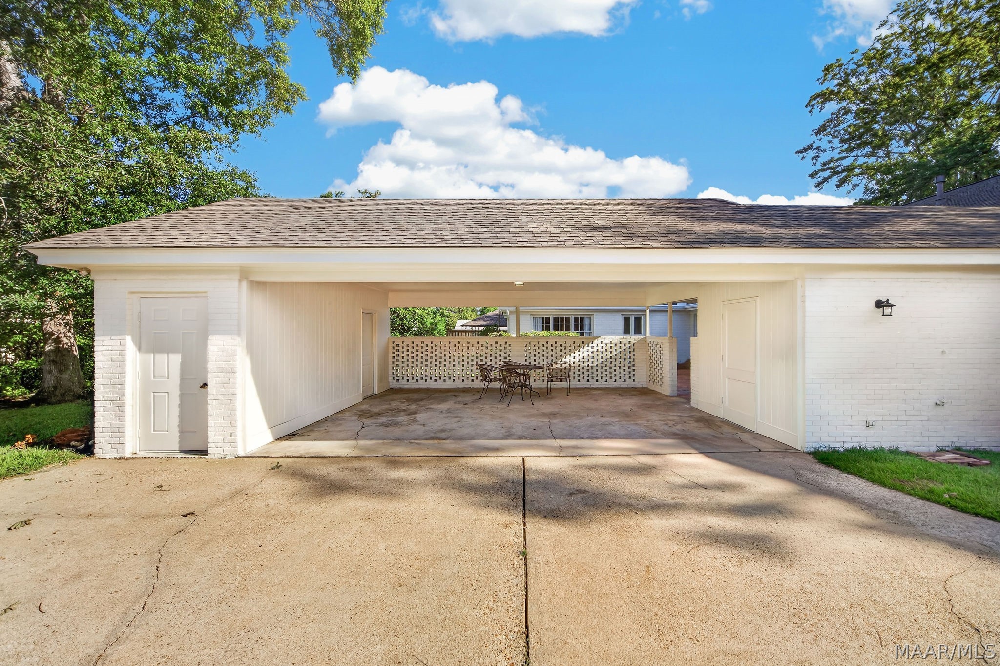 3118 Old Farm Road