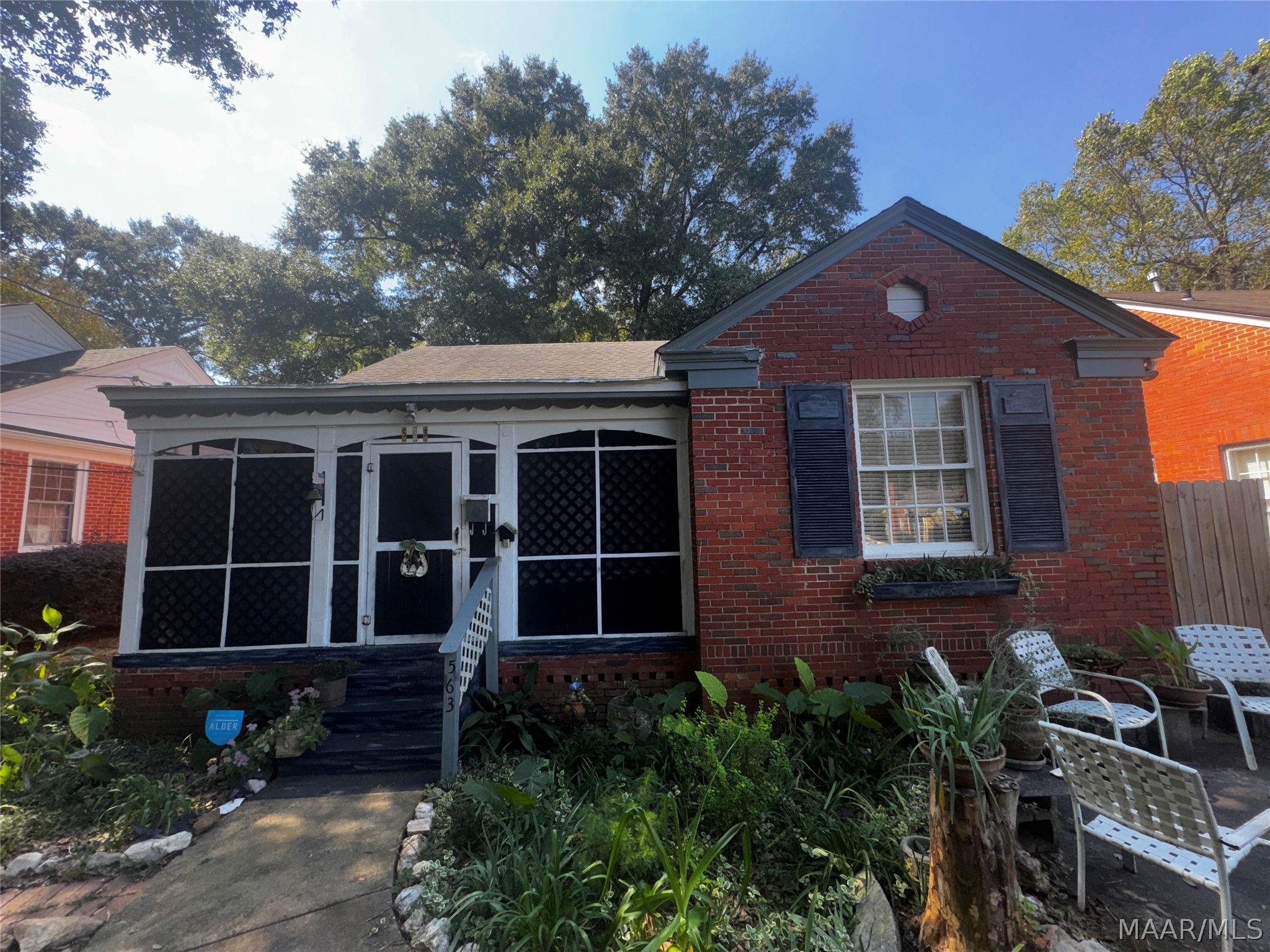 563 MORNINGVIEW Drive