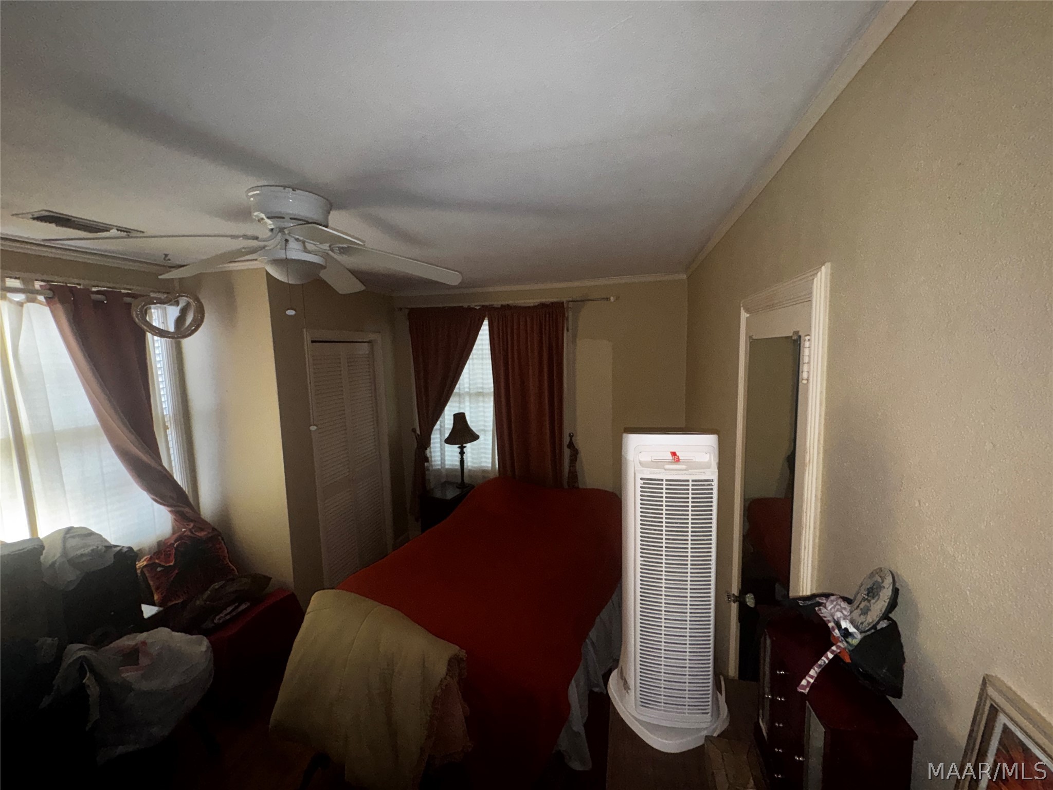563 MORNINGVIEW Drive