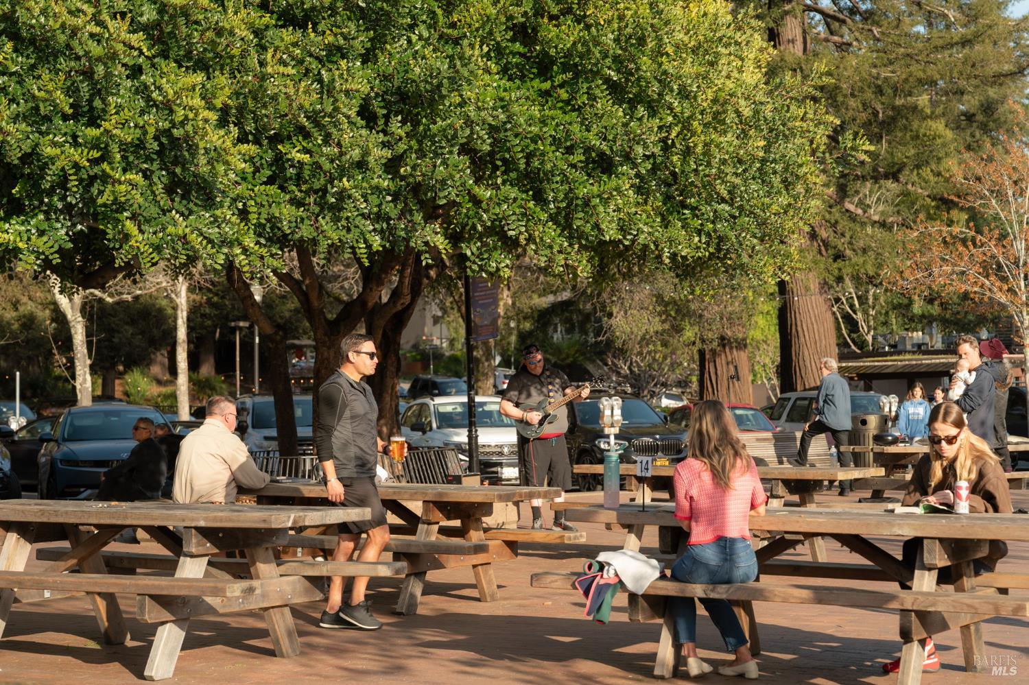 32 Mountain View Ave