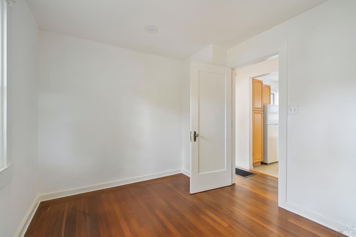 32 Mountain View Ave