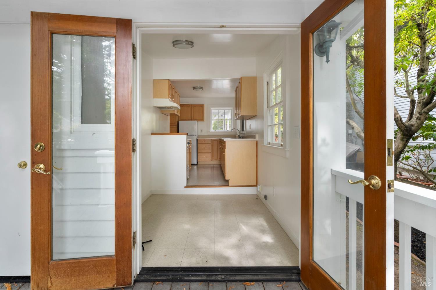 32 Mountain View Ave