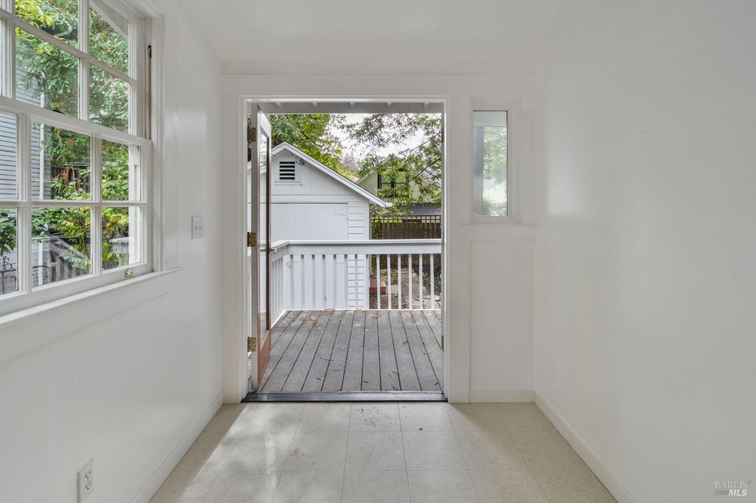 32 Mountain View Ave