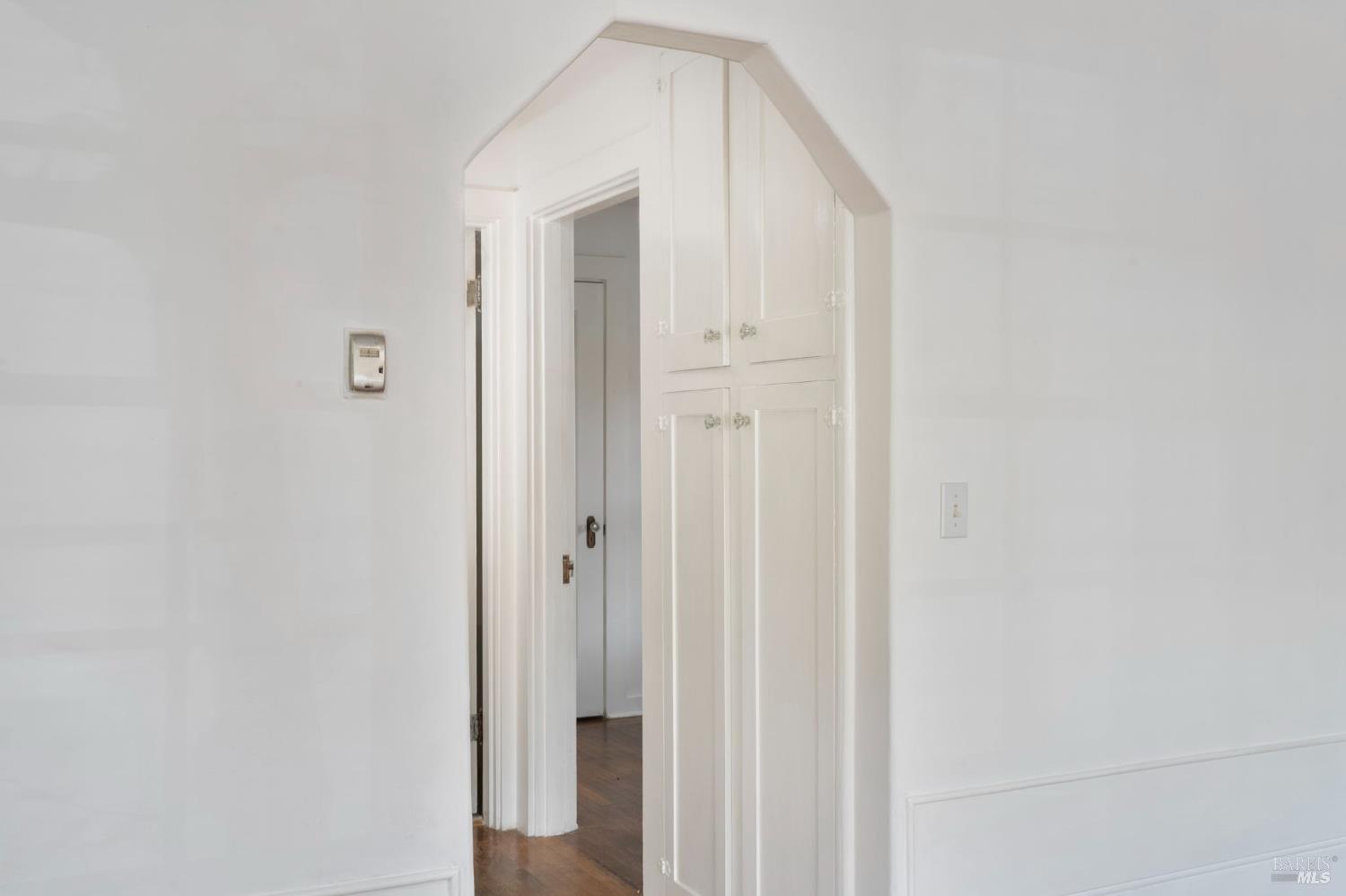 32 Mountain View Ave