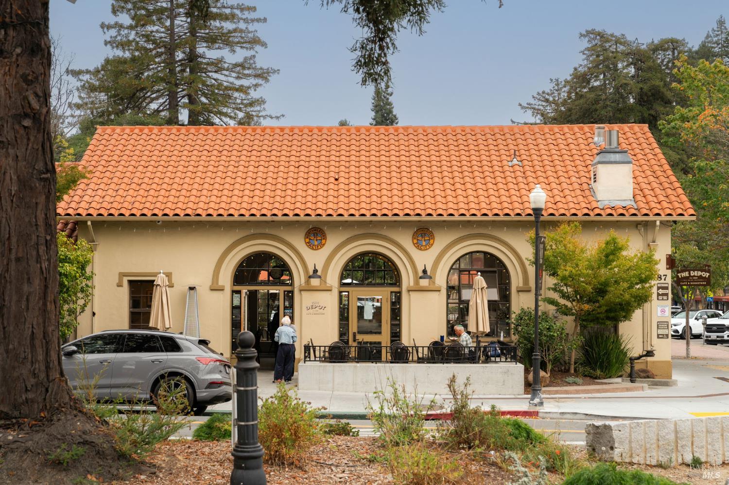 32 Mountain View Ave