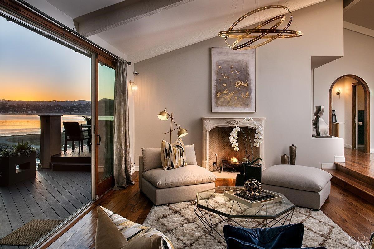 20 Bayshore Terrace