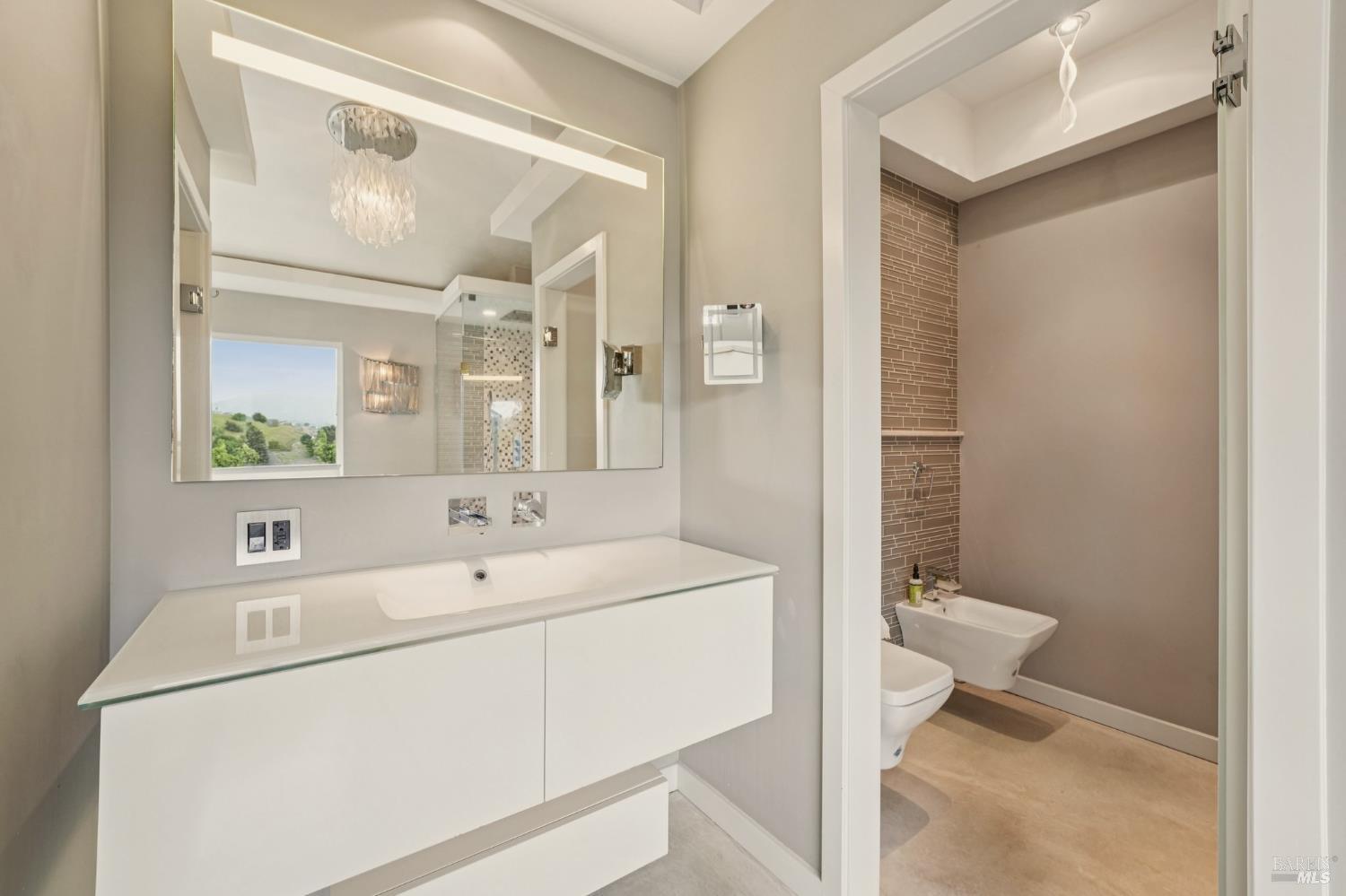 20 Bayshore Terrace