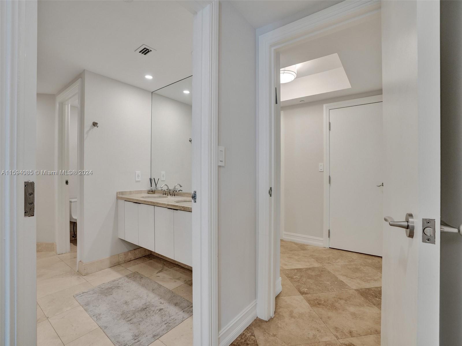 9401 Collins Ave # 203