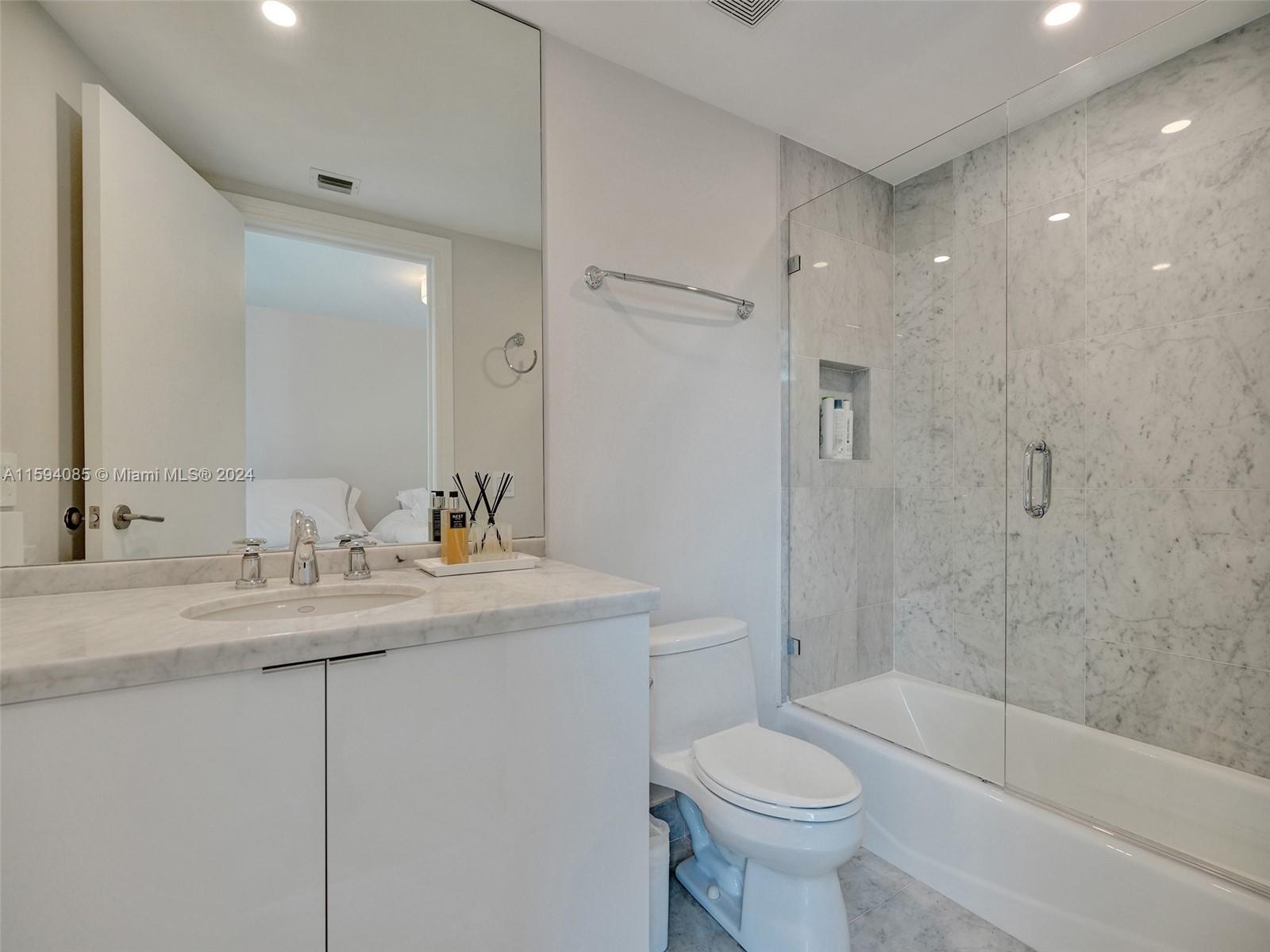 9401 Collins Ave # 203