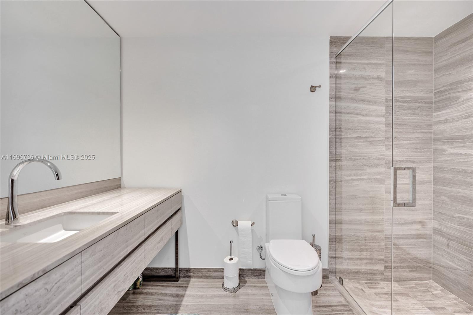18975 Collins Ave # 3 Unit: PS-3