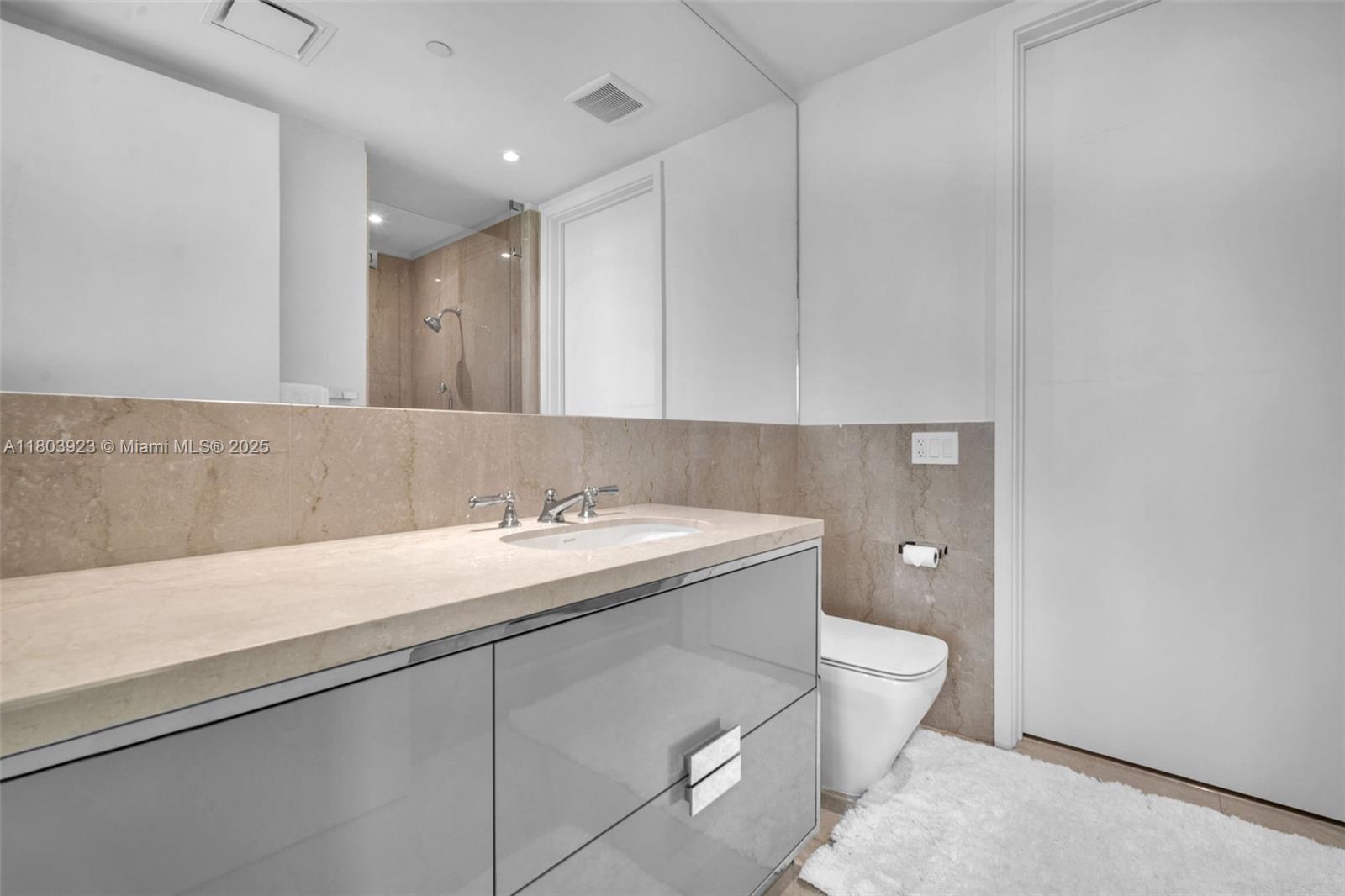 15701 Collins Ave # 1504