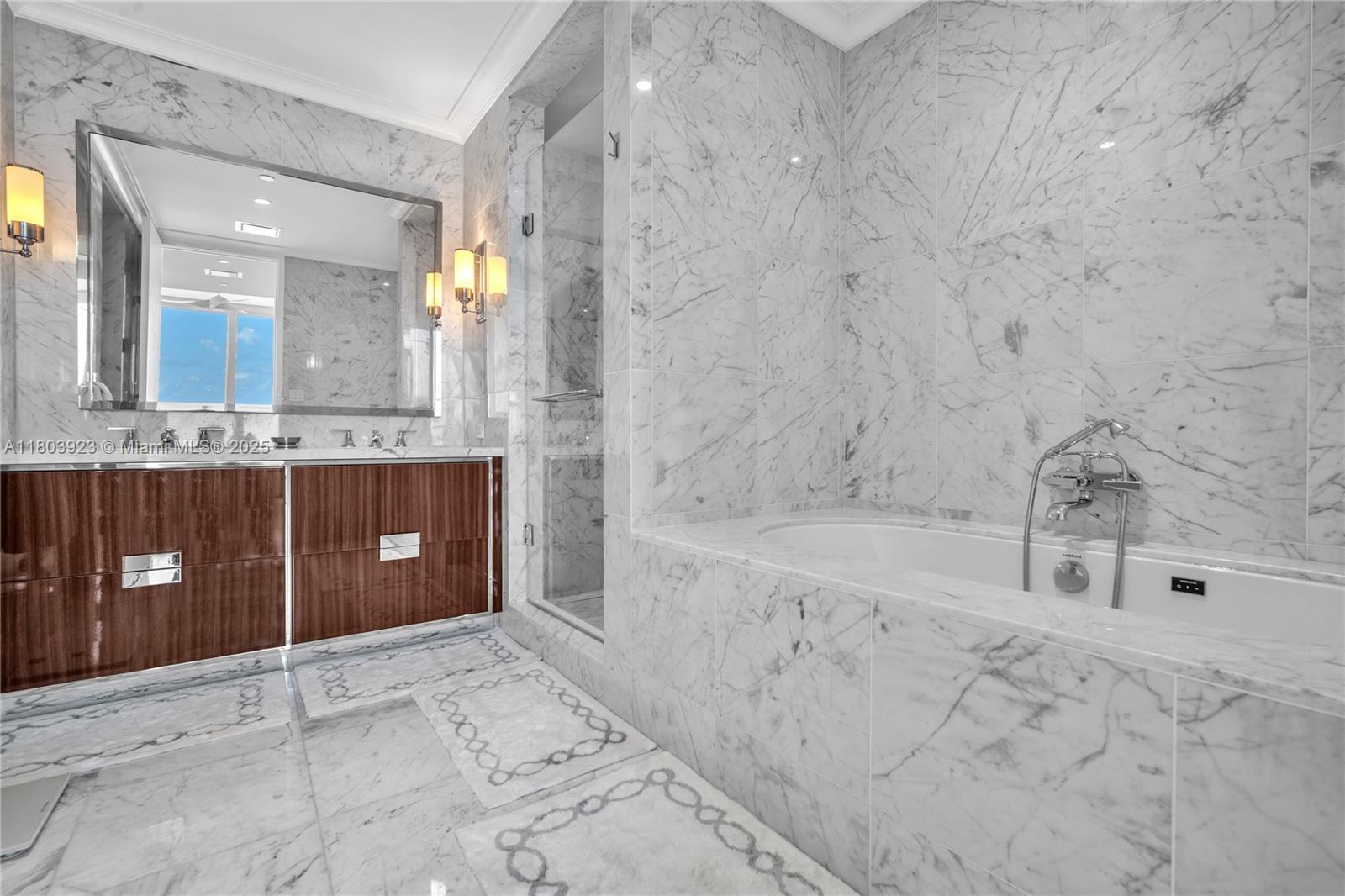 15701 Collins Ave # 1504