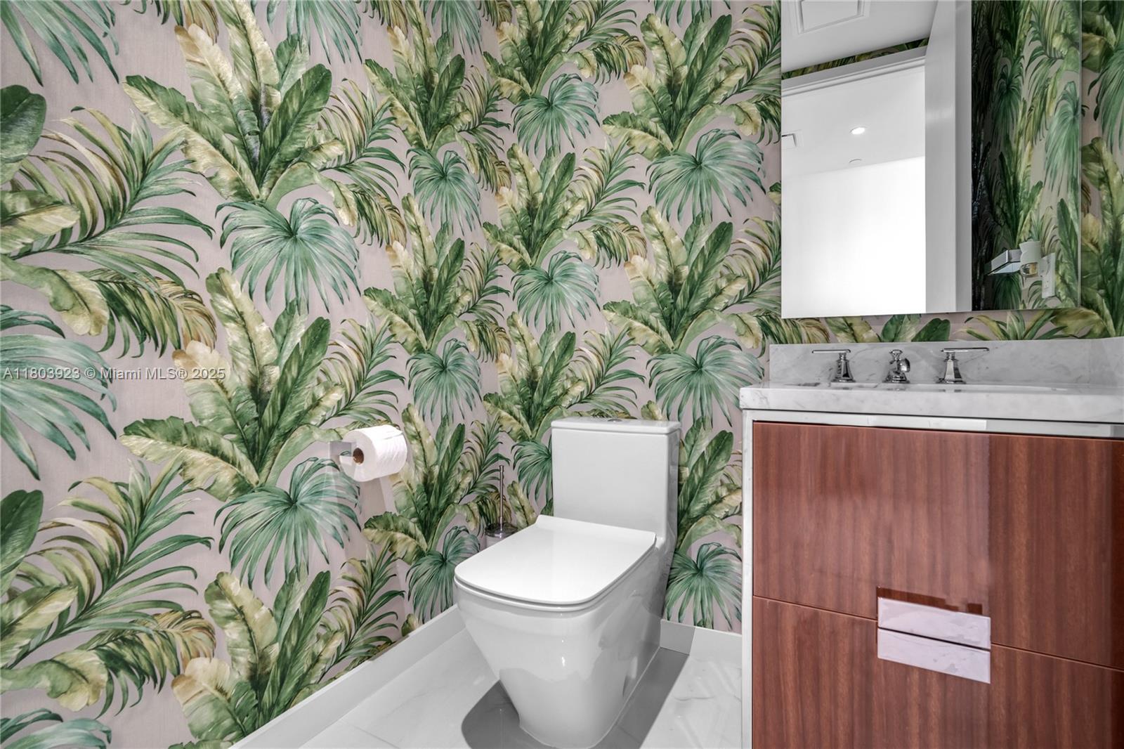 15701 Collins Ave # 1504