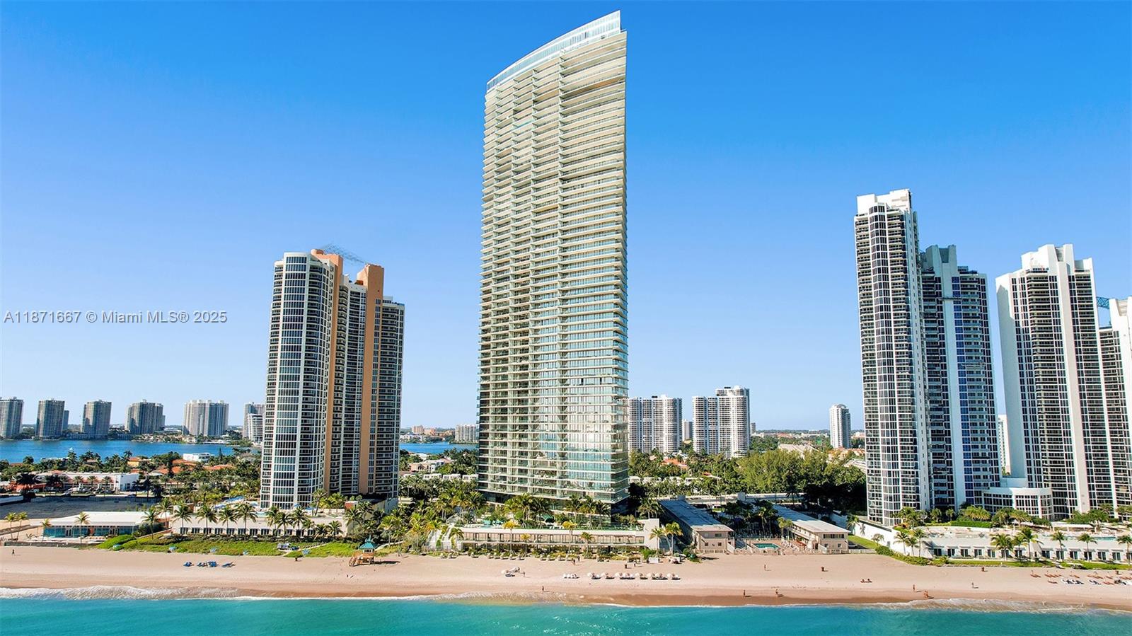 18975 Collins Ave # 704