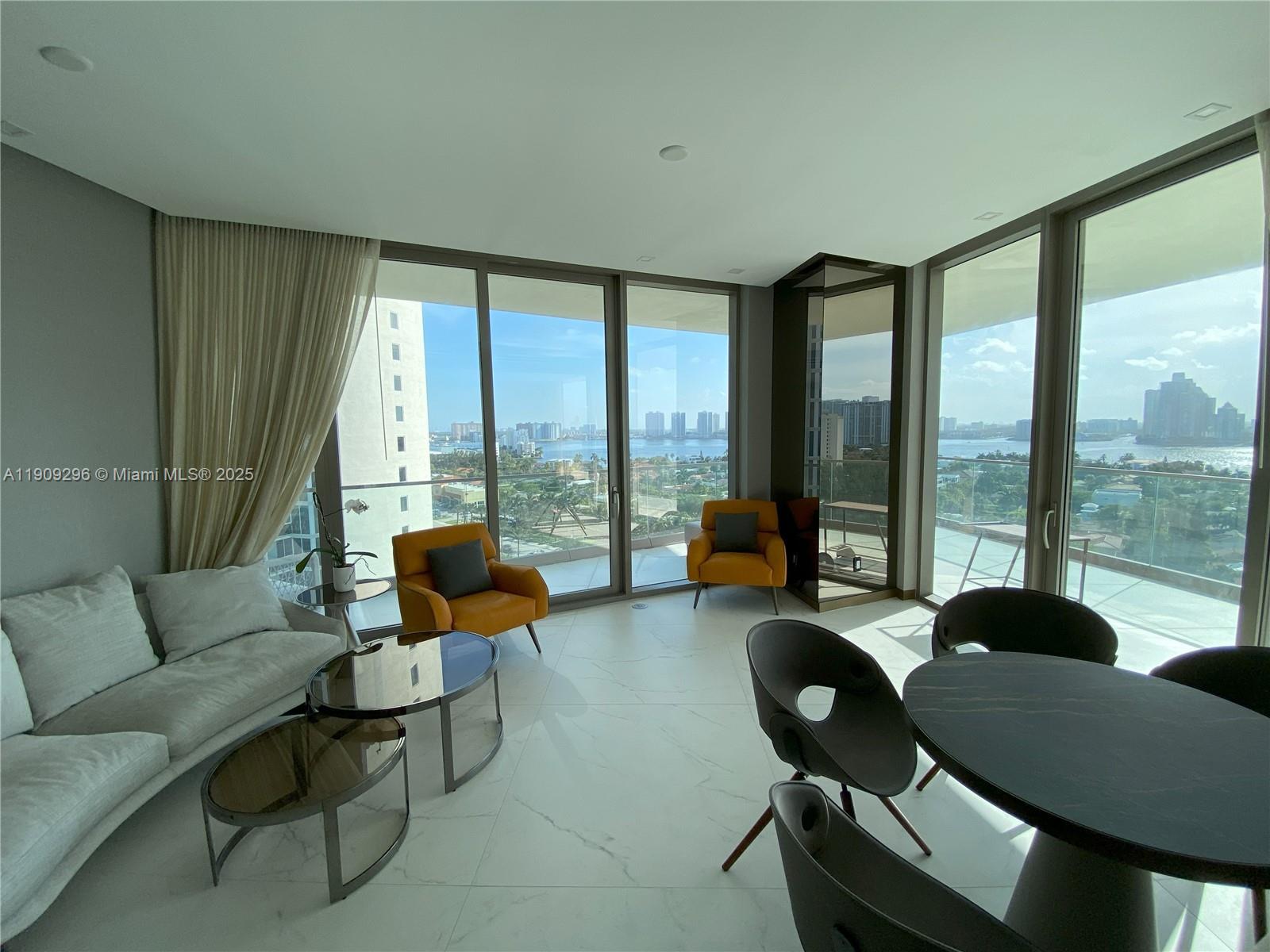 18975 Collins Ave # 1005
