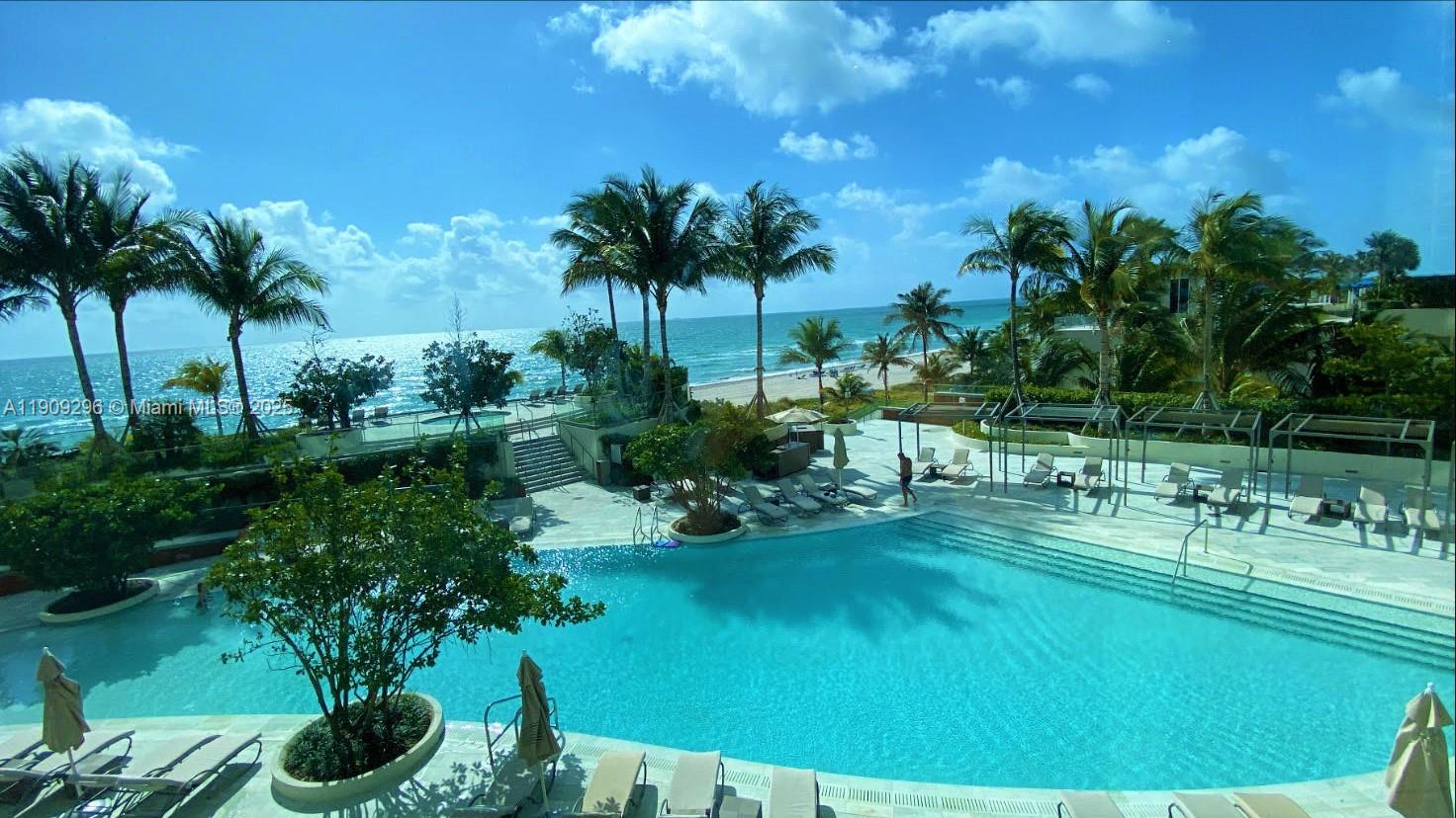 18975 Collins Ave # 1005