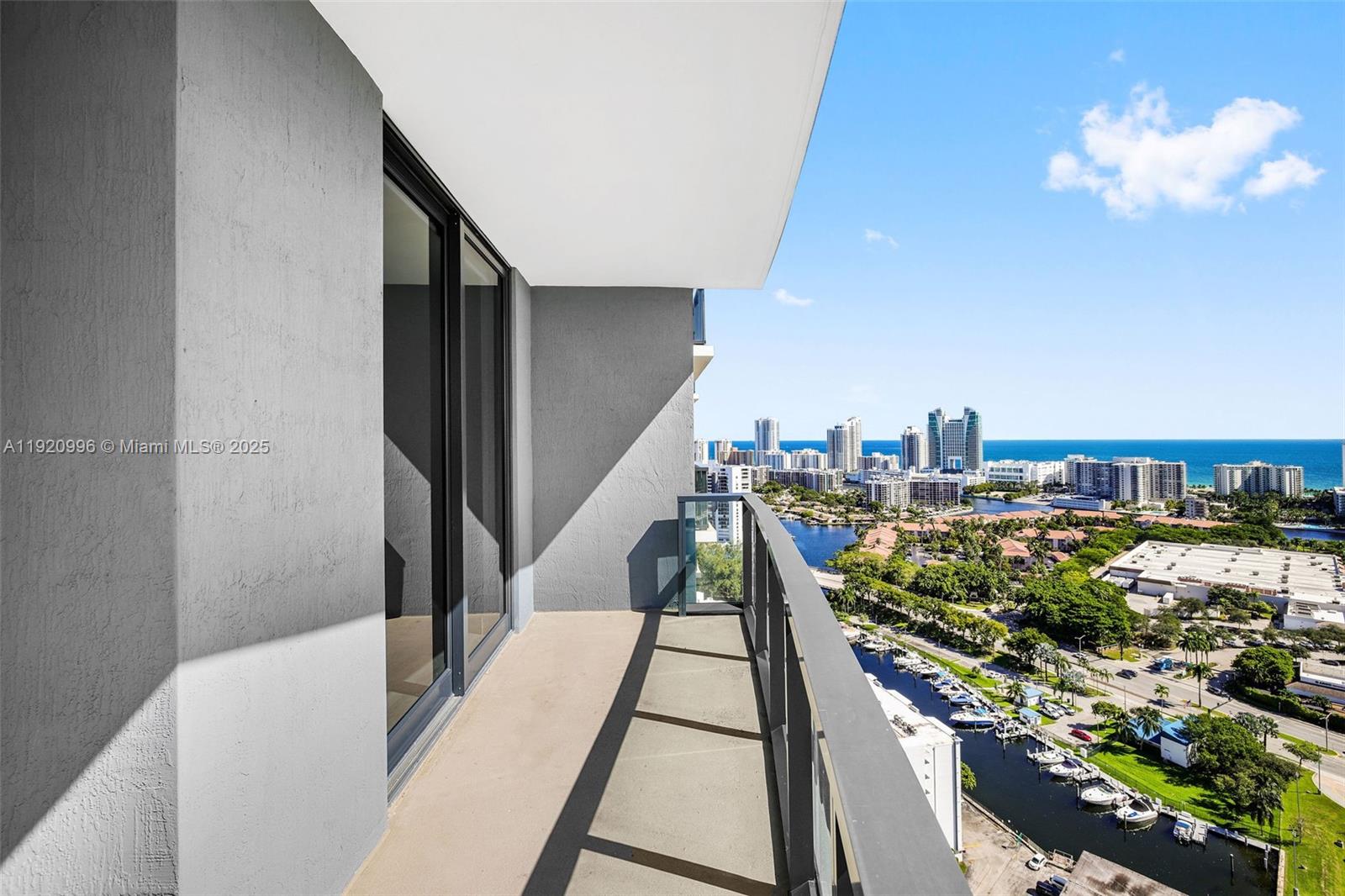 101 Diplomat Pkwy # 2610