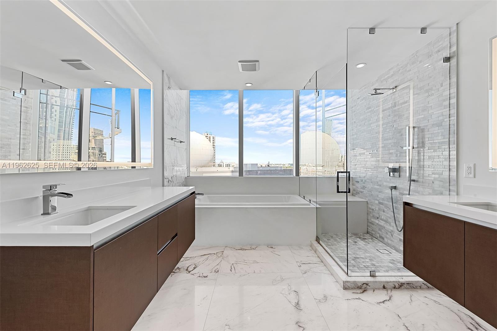 851 NE 1st Ave # 1012