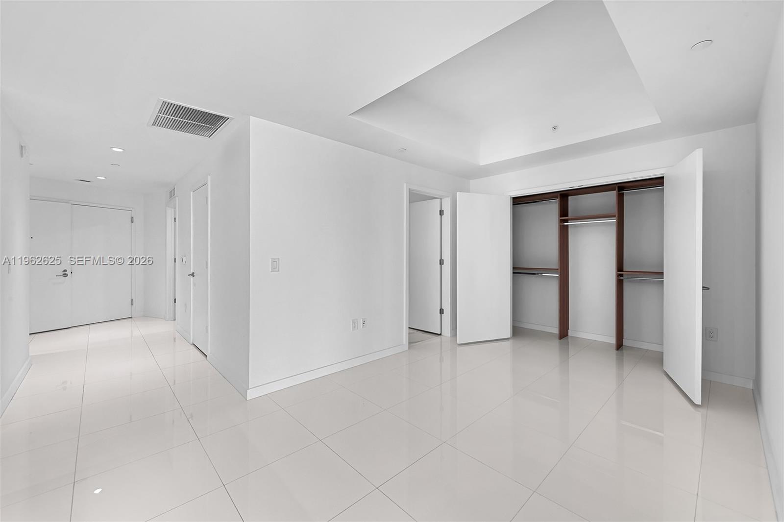 851 NE 1st Ave # 1012