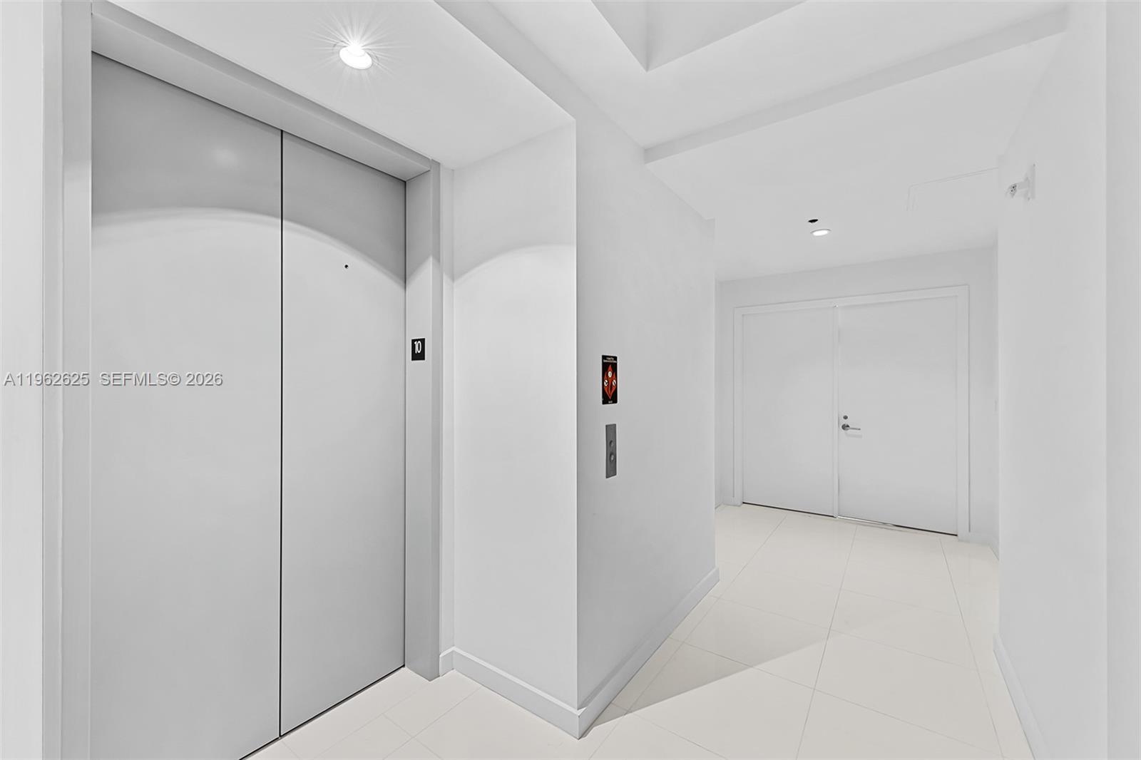 851 NE 1st Ave # 1012