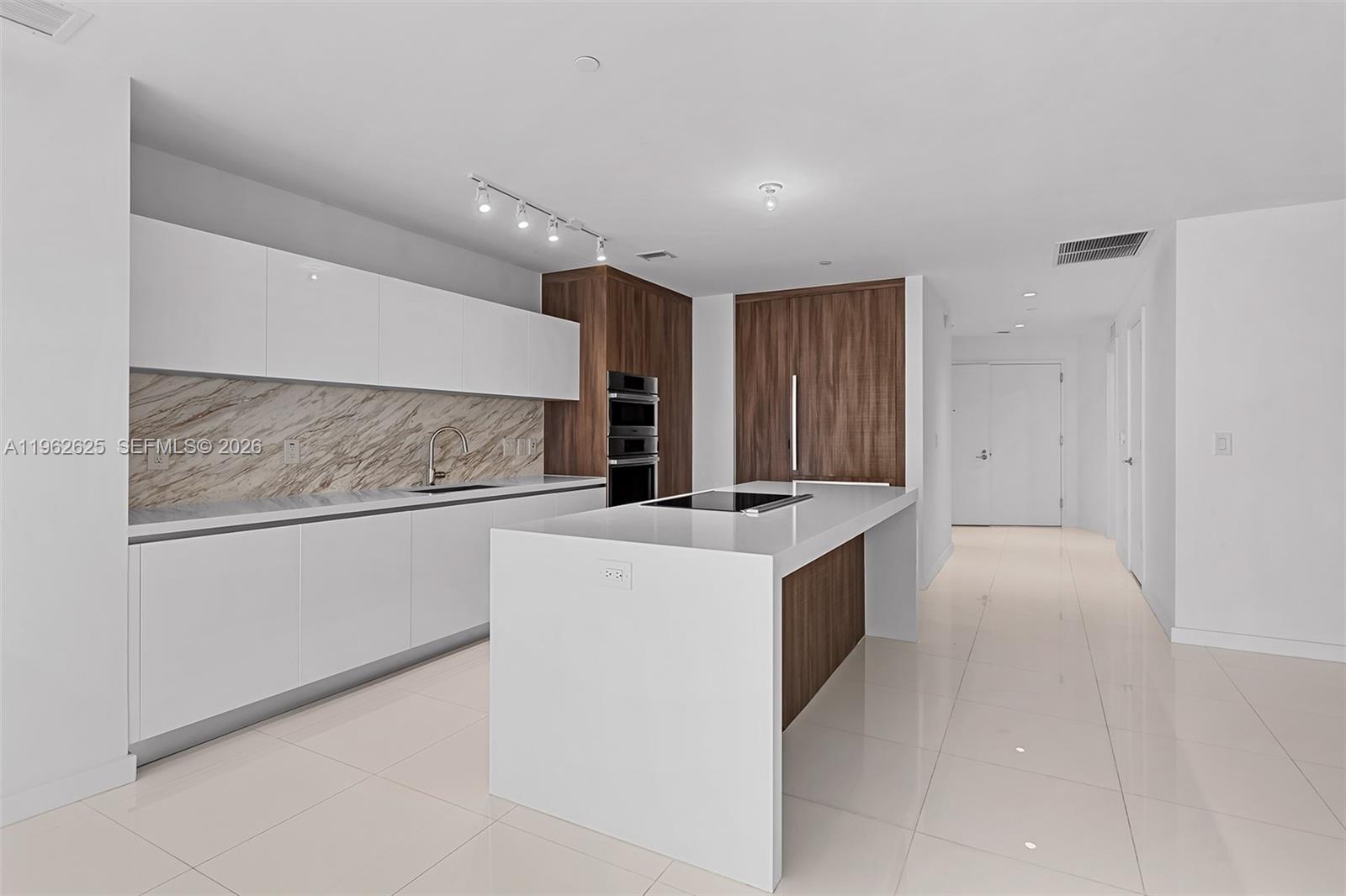 851 NE 1st Ave # 1012