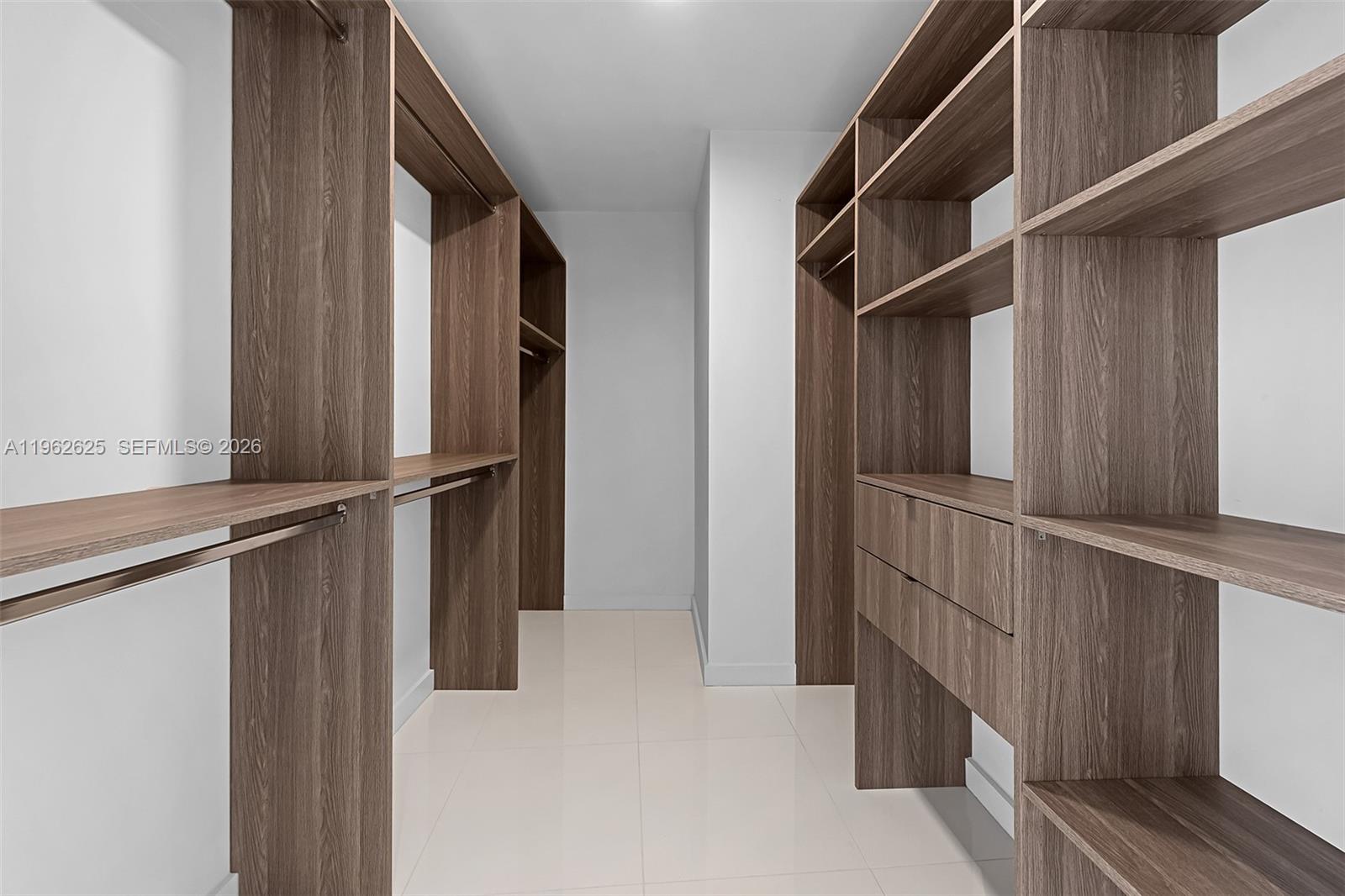 851 NE 1st Ave # 1012