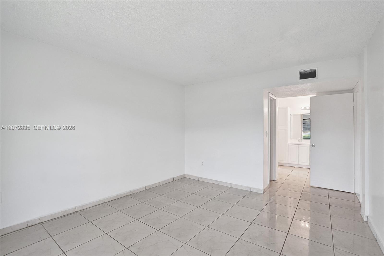 5700 SW 127th Ave # 1118