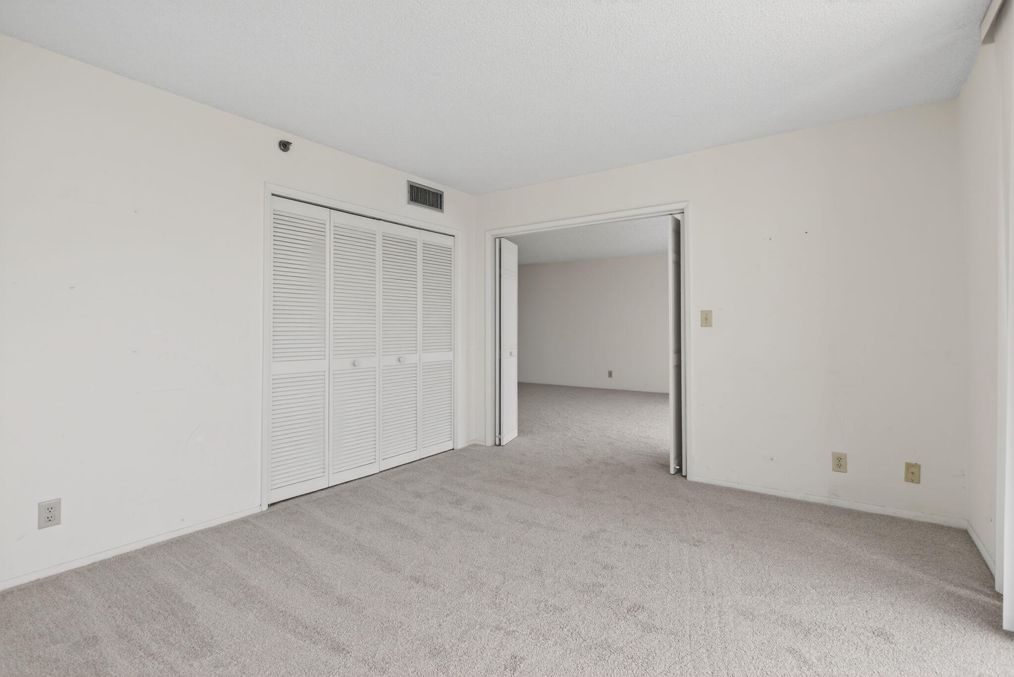 3507 Oaks Way 501