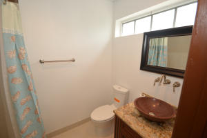 4202 Intracoastal Drive