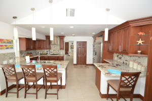 4202 Intracoastal Drive