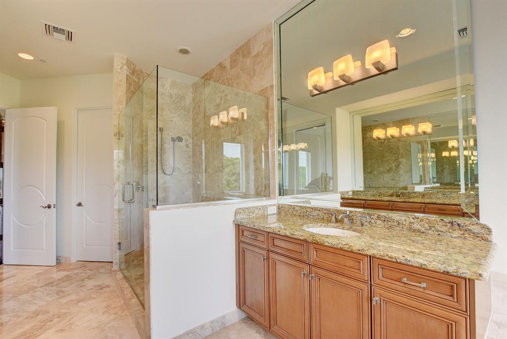 425 N Ocean Boulevard 1