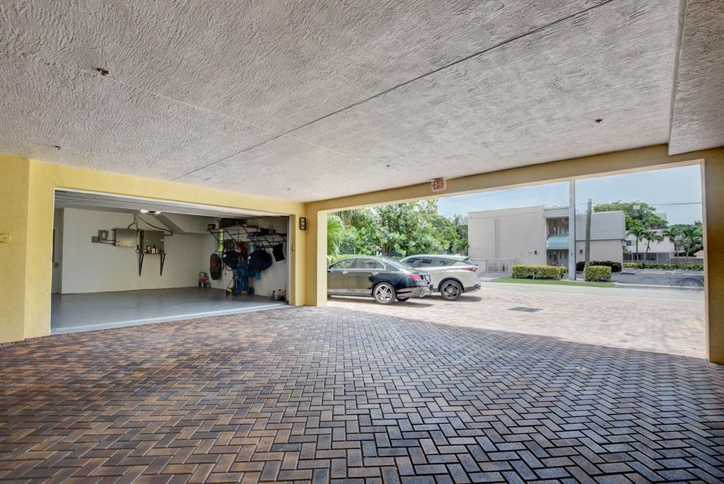 425 N Ocean Boulevard 1
