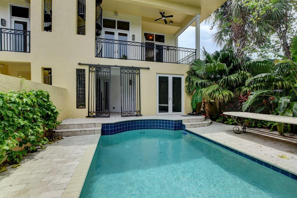 425 N Ocean Boulevard 1