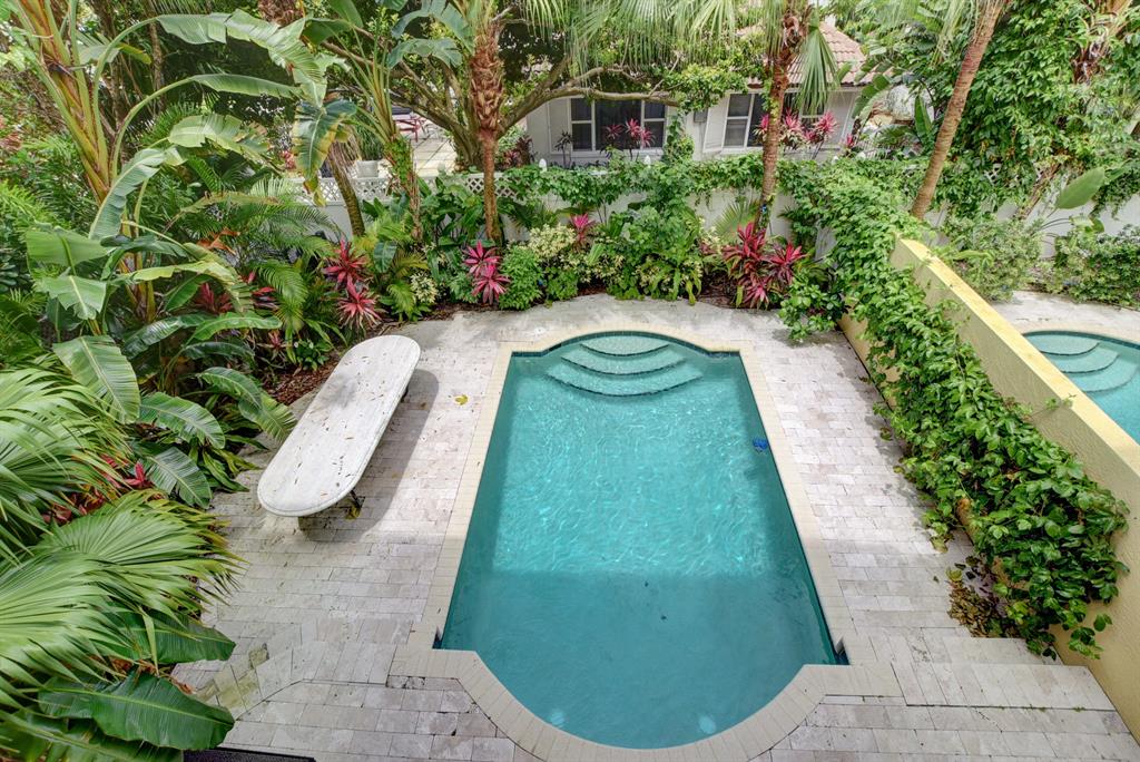 425 N Ocean Boulevard 1