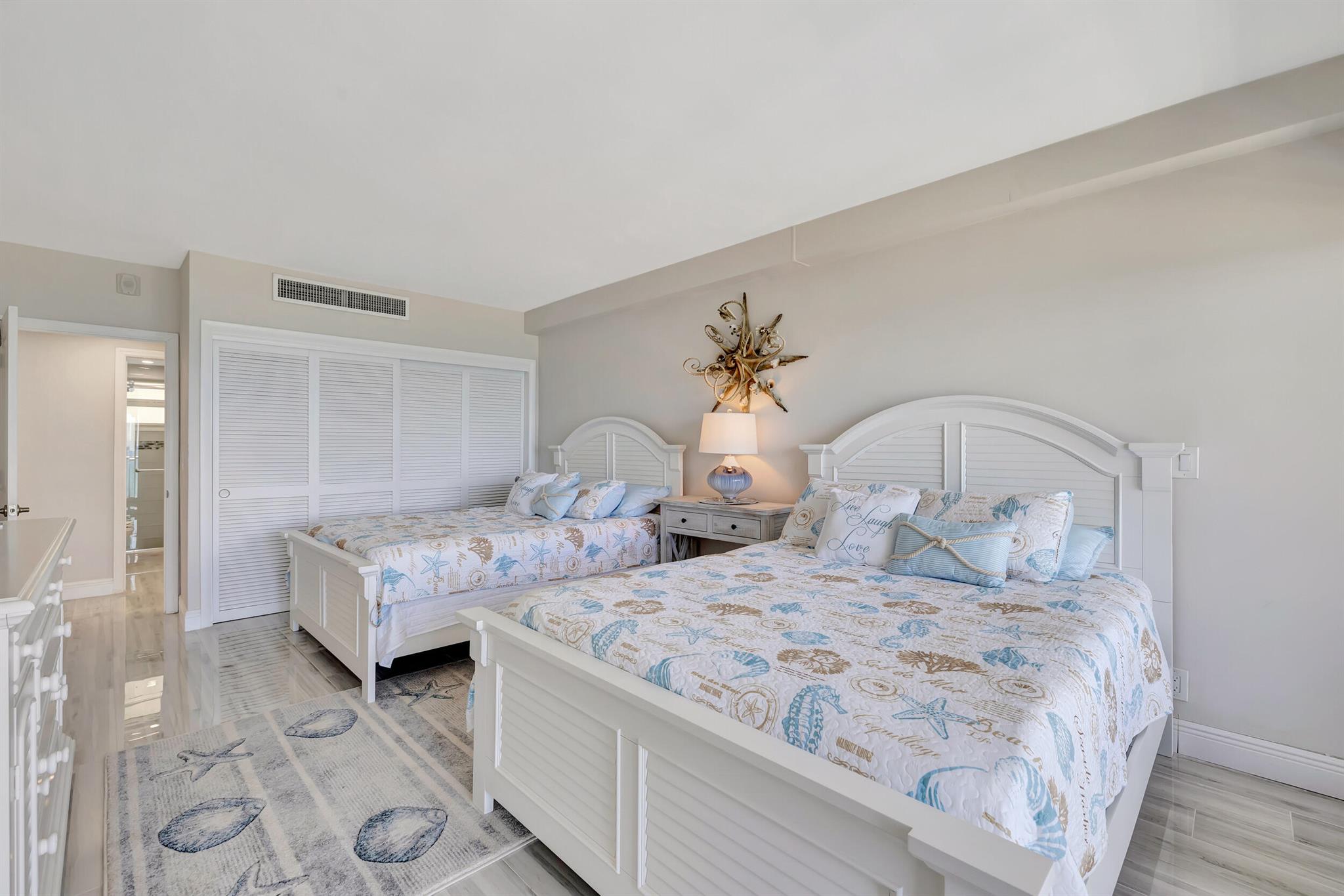 2909 S Ocean Boulevard 4c4