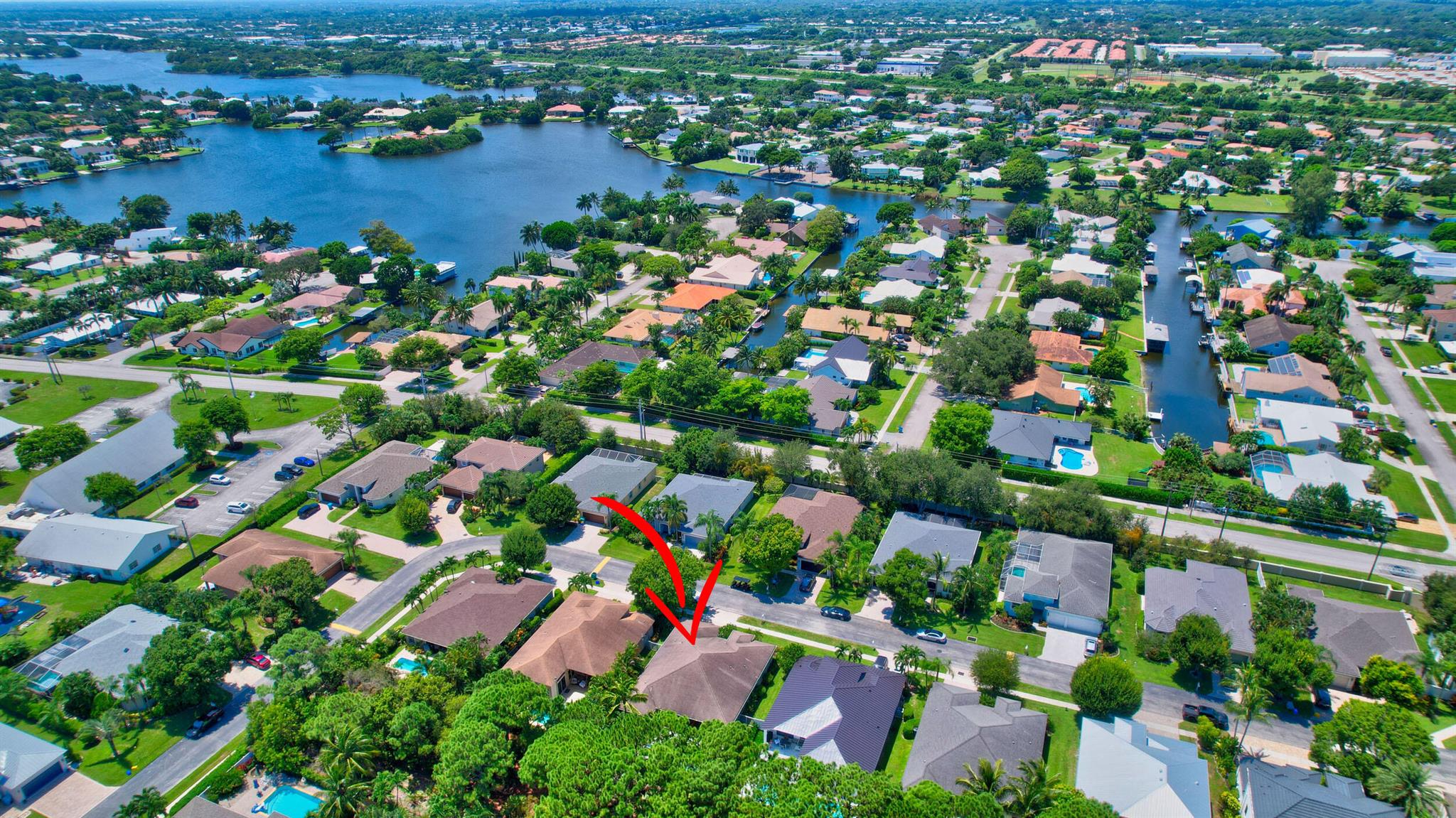 11 Lake Eden Drive