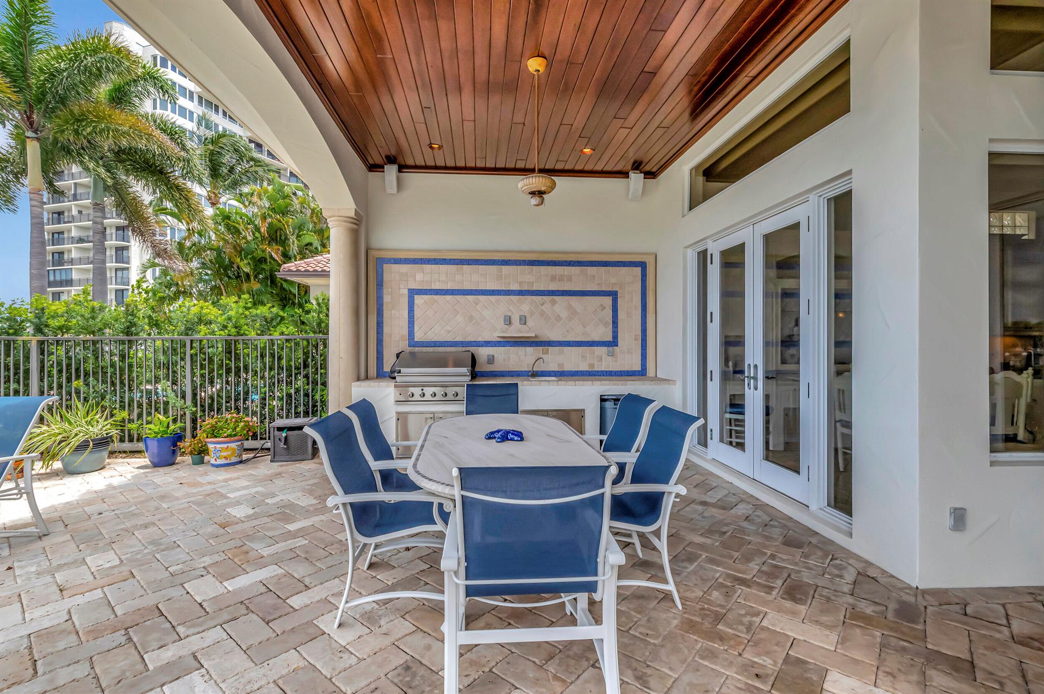 4024 S Ocean Boulevard