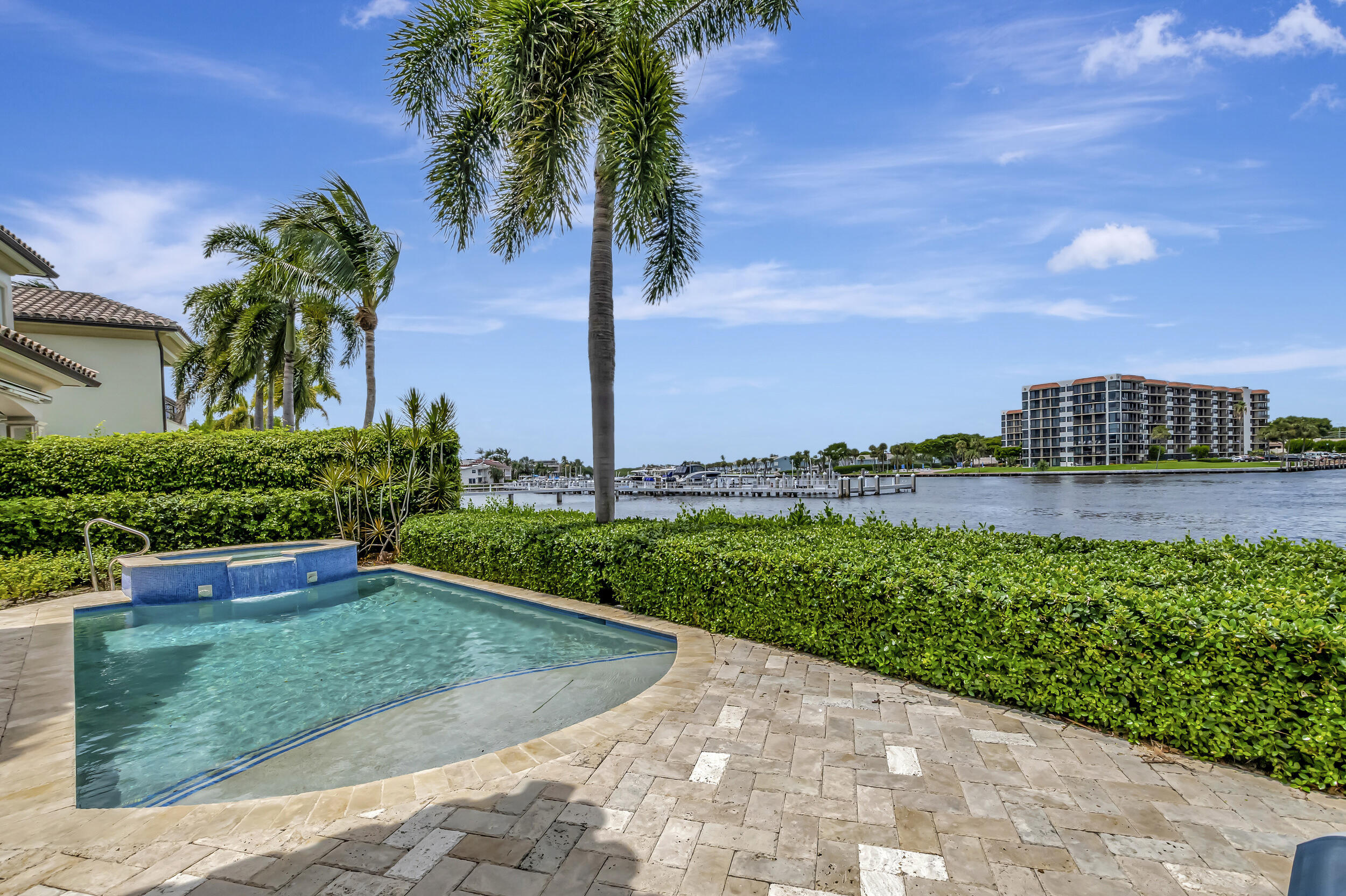 4024 S Ocean Boulevard