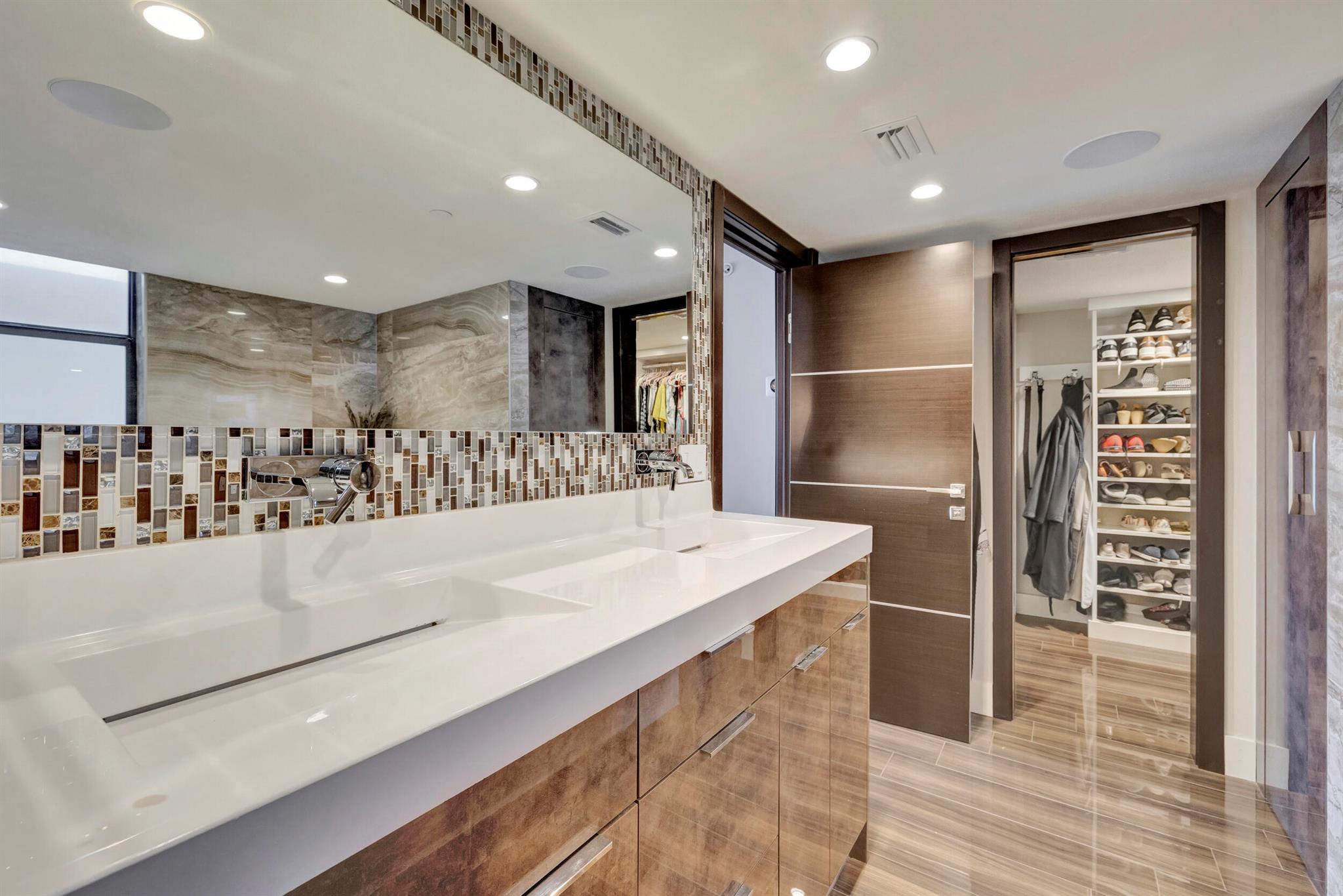 3115 S Ocean Boulevard 103