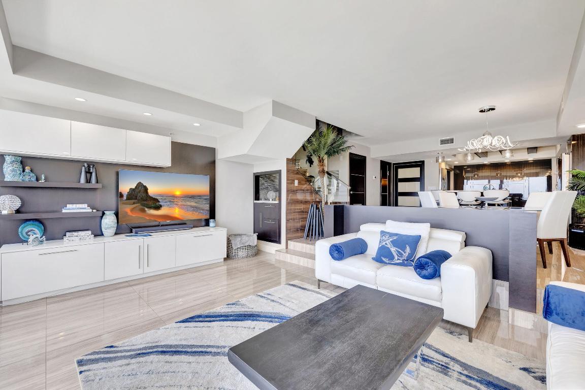 3115 S Ocean Boulevard 103