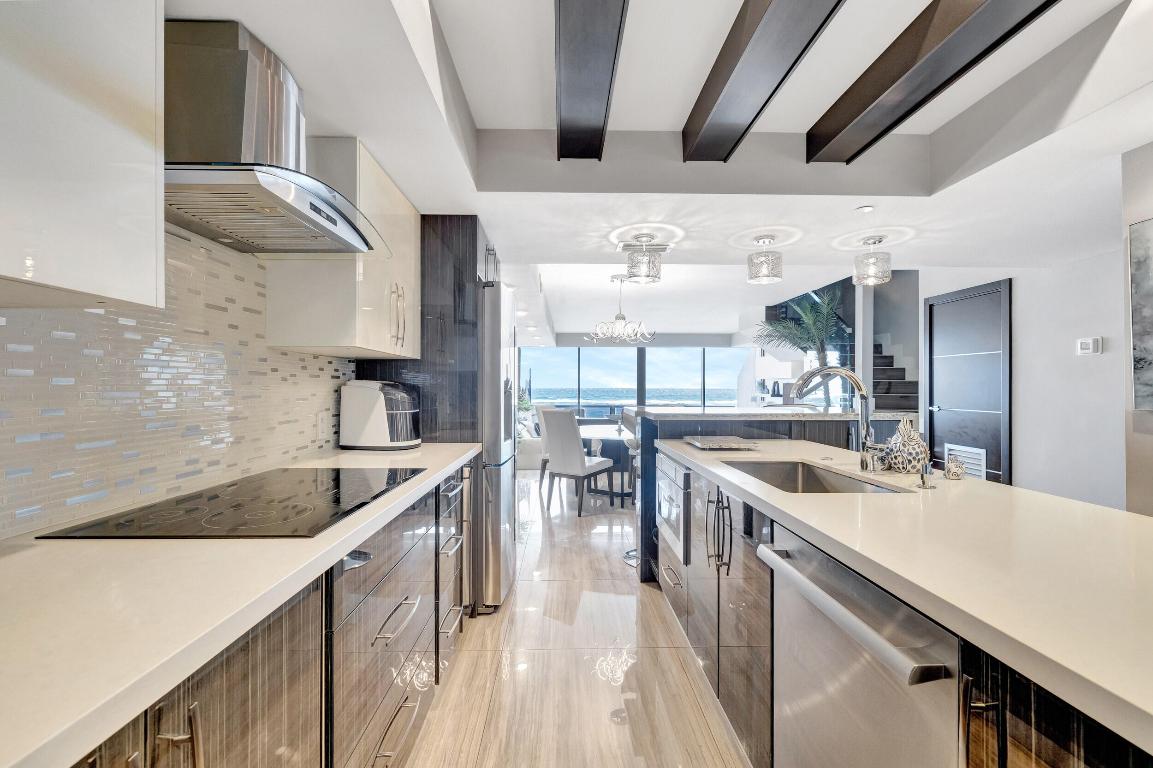 3115 S Ocean Boulevard 103