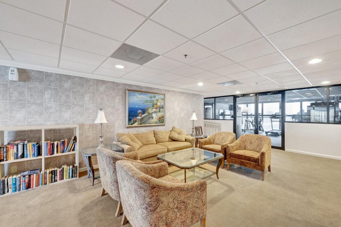 3115 S Ocean Boulevard 103