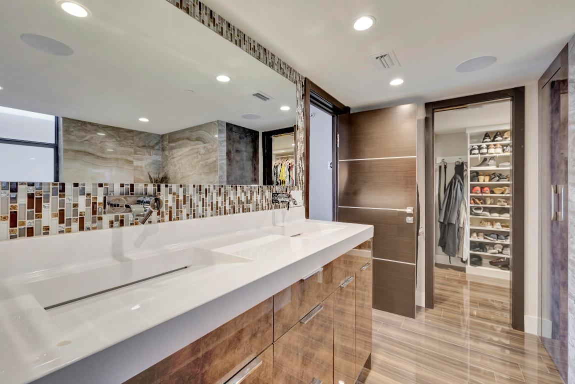 3115 S Ocean Boulevard 103