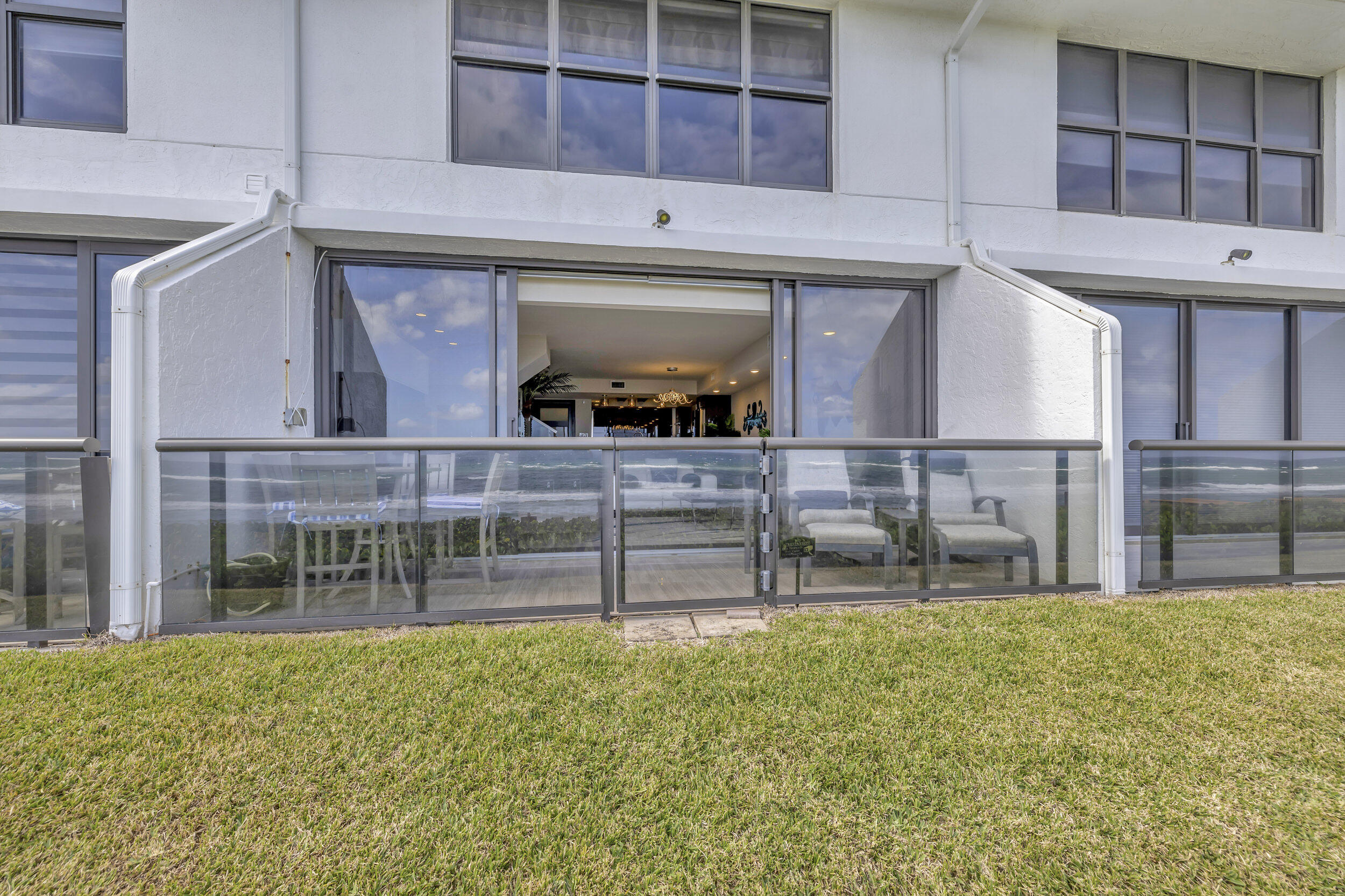 3115 S Ocean Boulevard 103