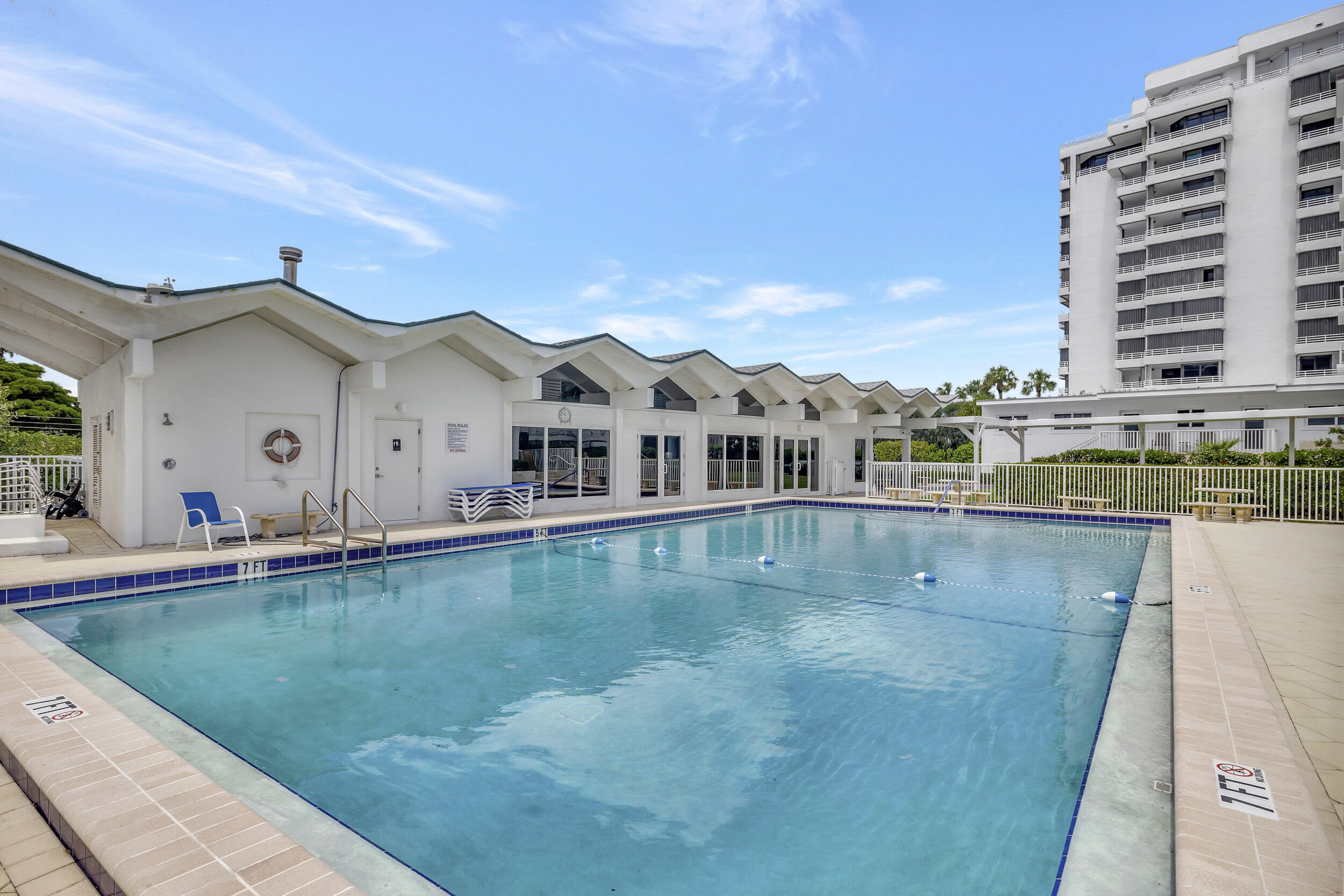 2909 S Ocean Boulevard 4c4