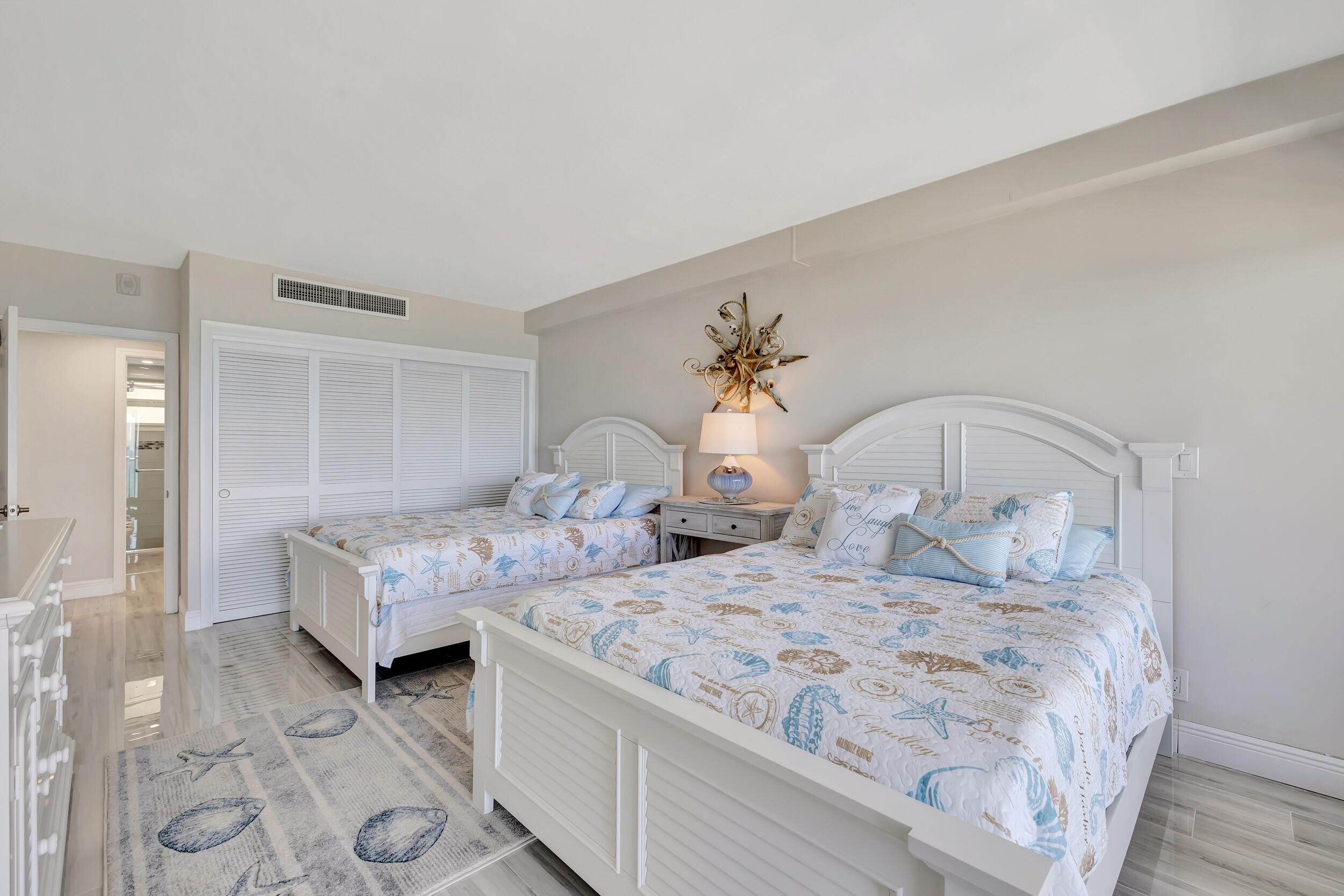 2909 S Ocean Boulevard 4c4
