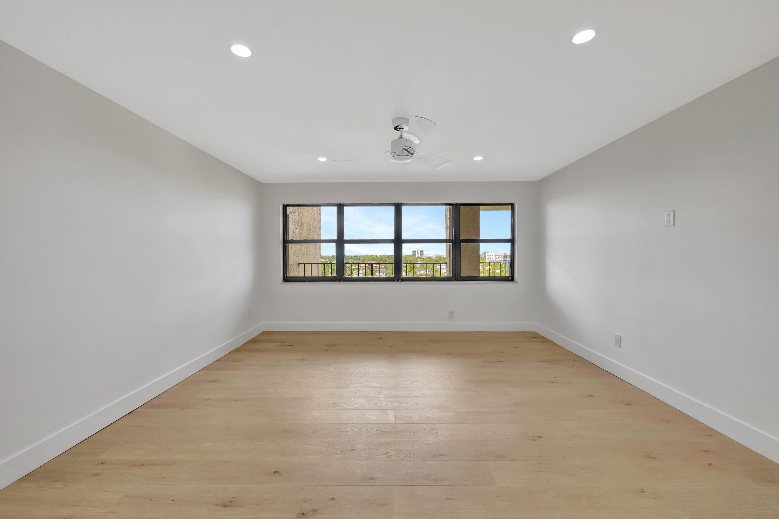1800 S Ocean Boulevard 910