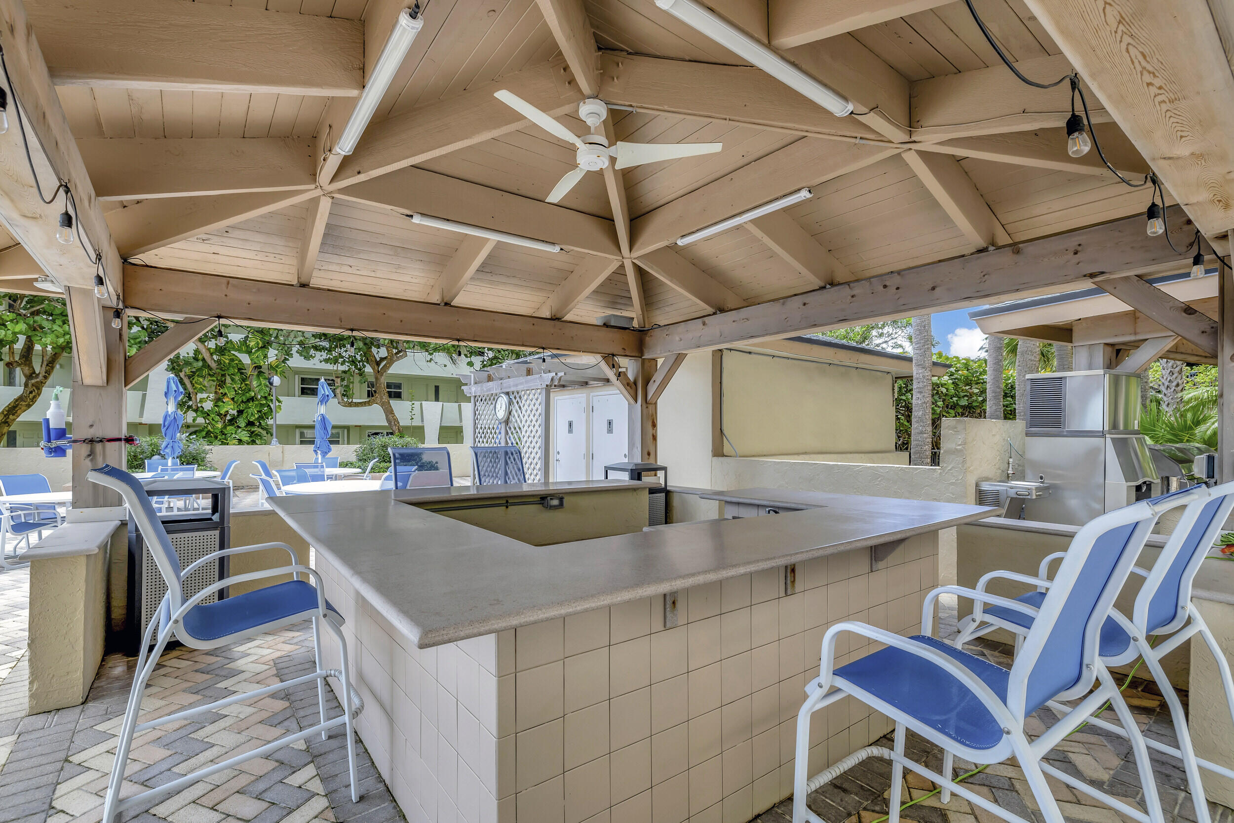 1800 S Ocean Boulevard 910